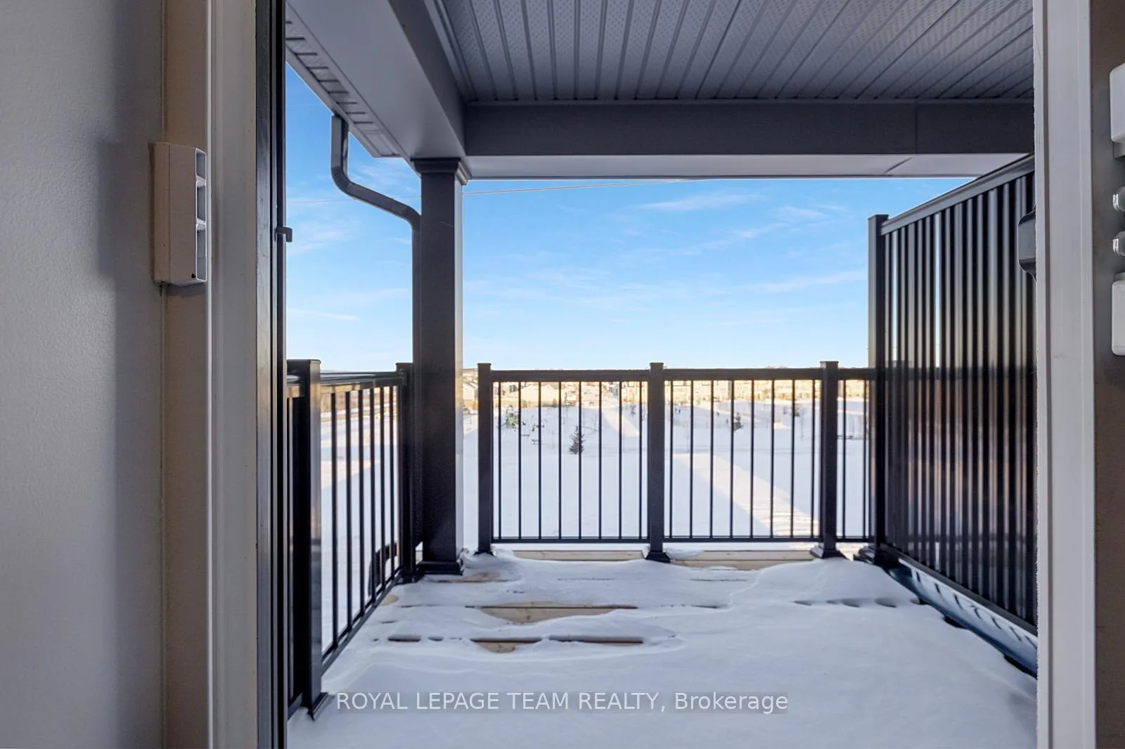 Photo 11 of 320 Parnian Private, Ottawa, Barrhaven - Half Moon Bay — HOMEH
