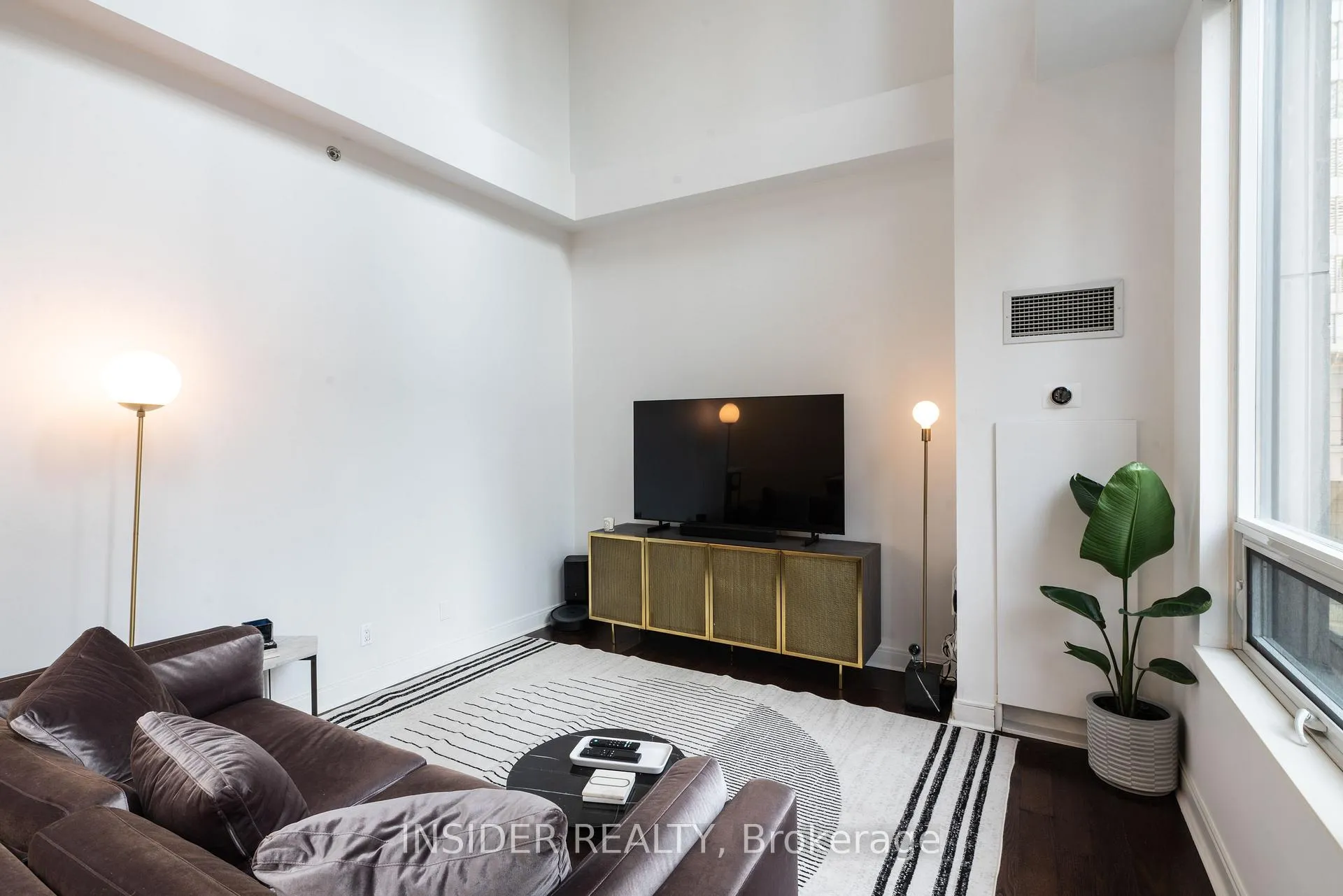 Photo 10 of Unit 203, 1 Scott Street, Toronto, Waterfront Communities — HOMEH