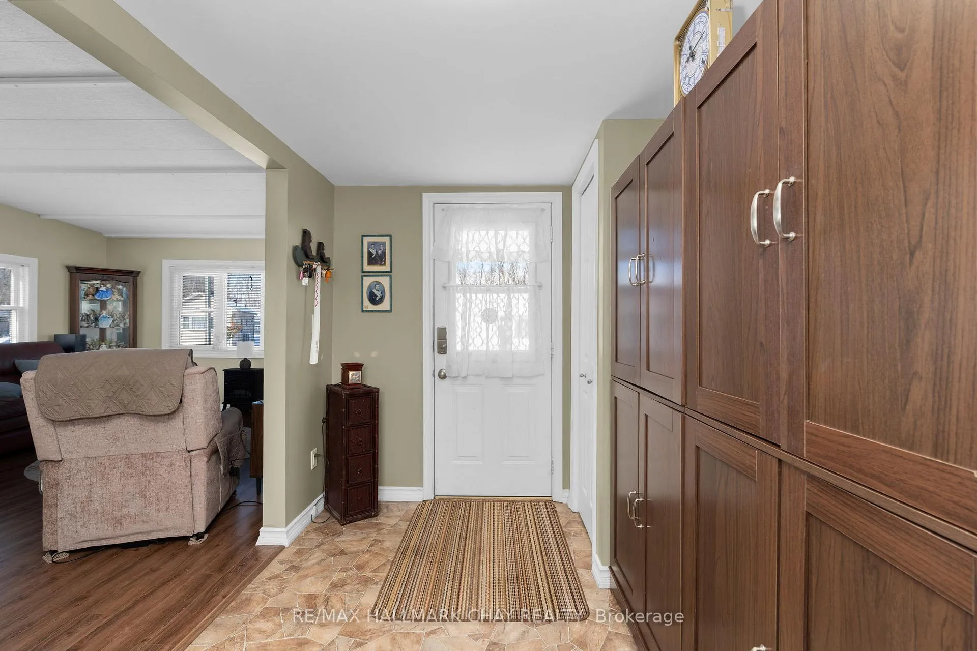 Photo 2 of Unit 42, 4976 25th Side Road, Essa, Rural Essa — HOMEH