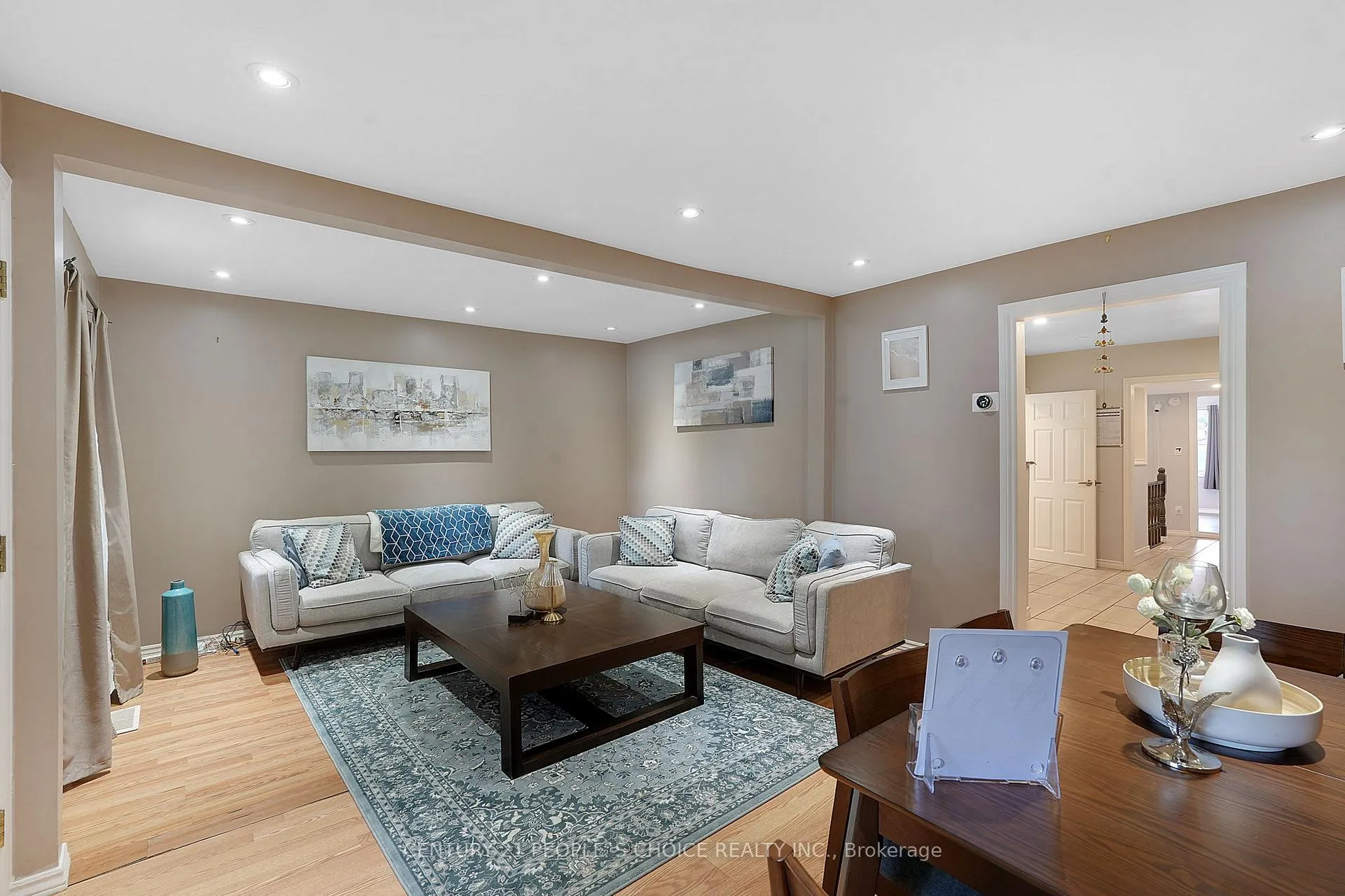 Photo 2 of 150 Spears Street, Toronto, Rockcliffe-Smythe — HOMEH