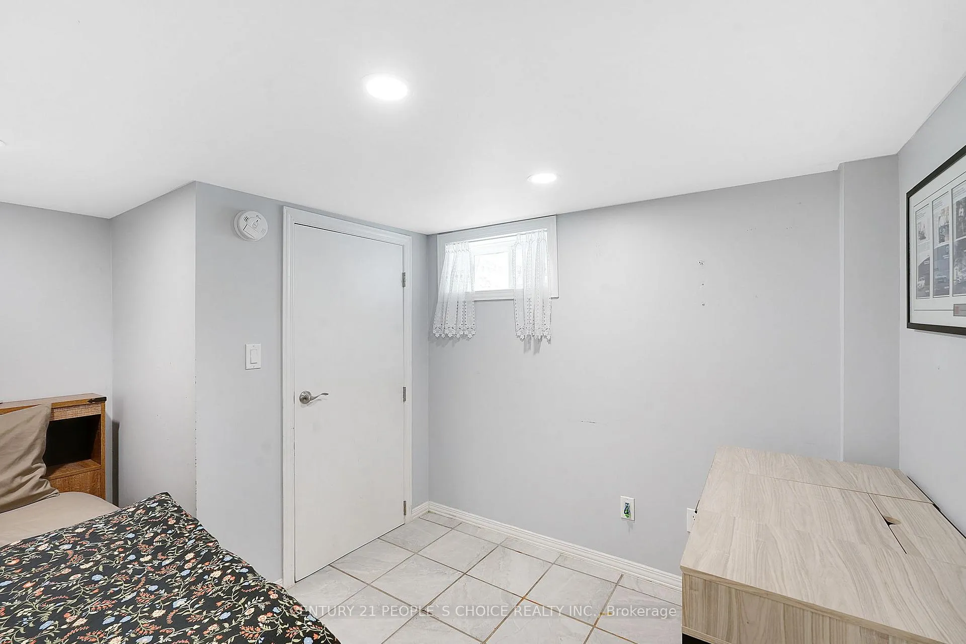 Photo 16 of 150 Spears Street, Toronto, Rockcliffe-Smythe — HOMEH