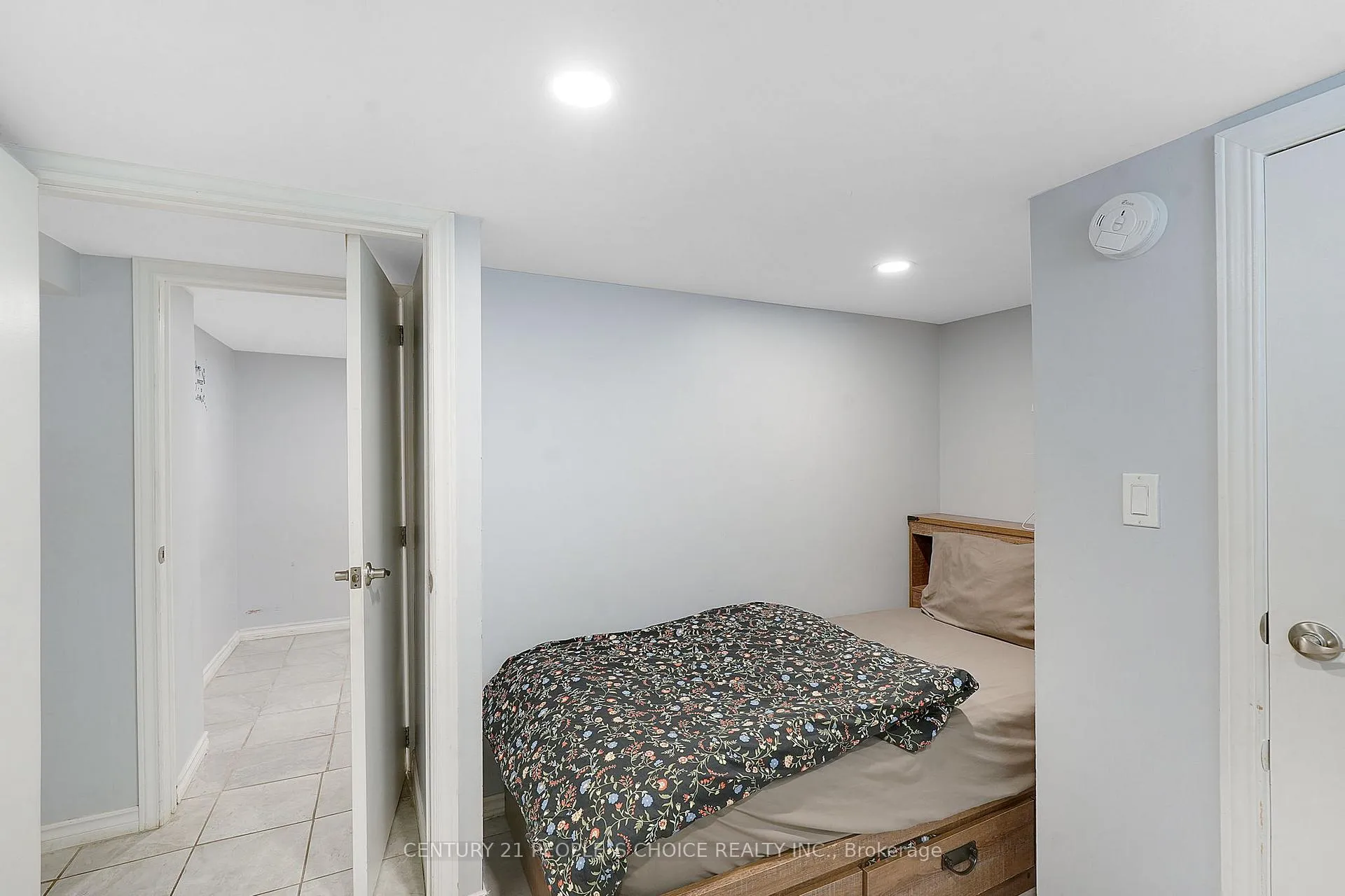 Photo 17 of 150 Spears Street, Toronto, Rockcliffe-Smythe — HOMEH