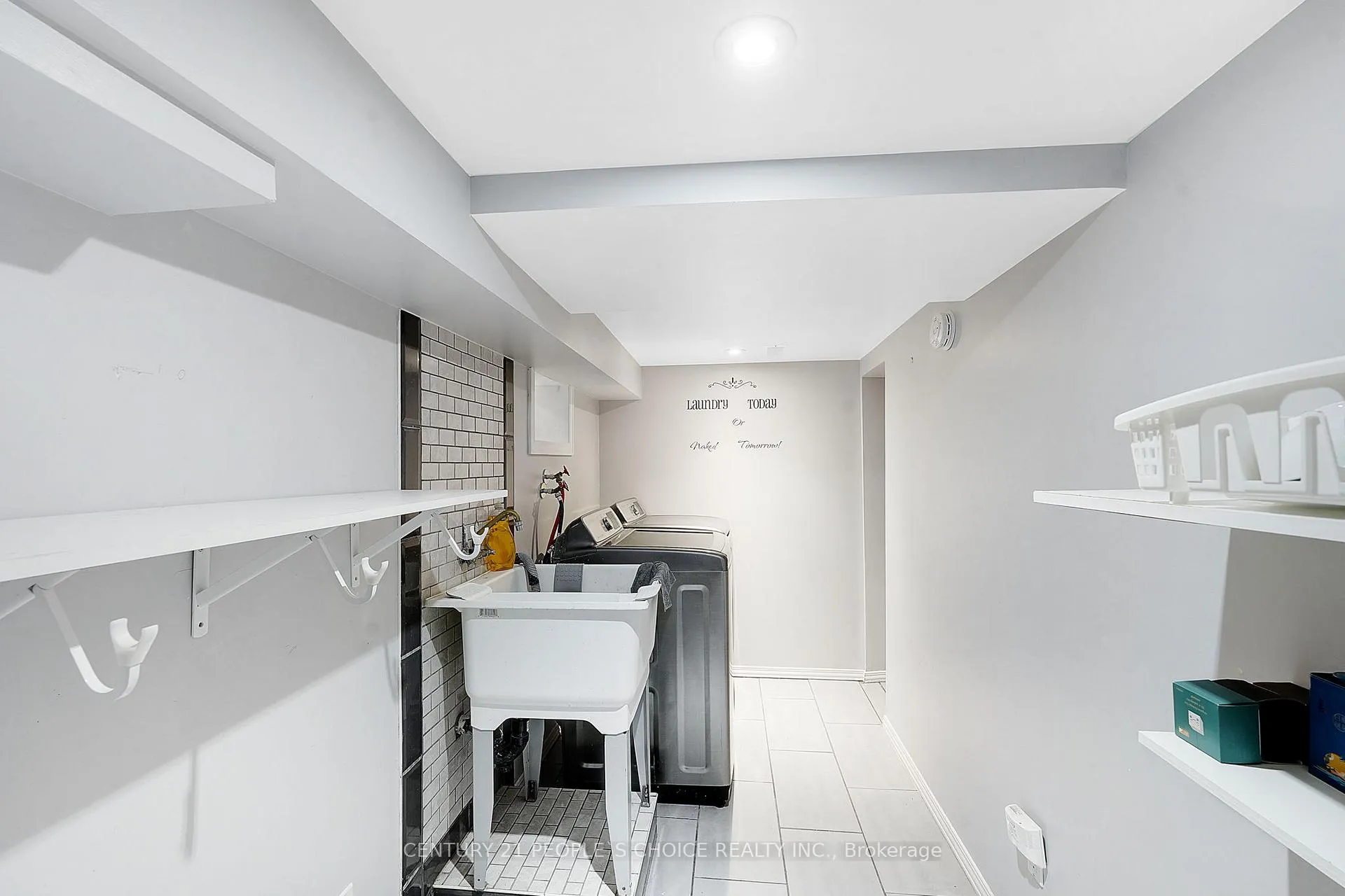 Photo 18 of 150 Spears Street, Toronto, Rockcliffe-Smythe — HOMEH