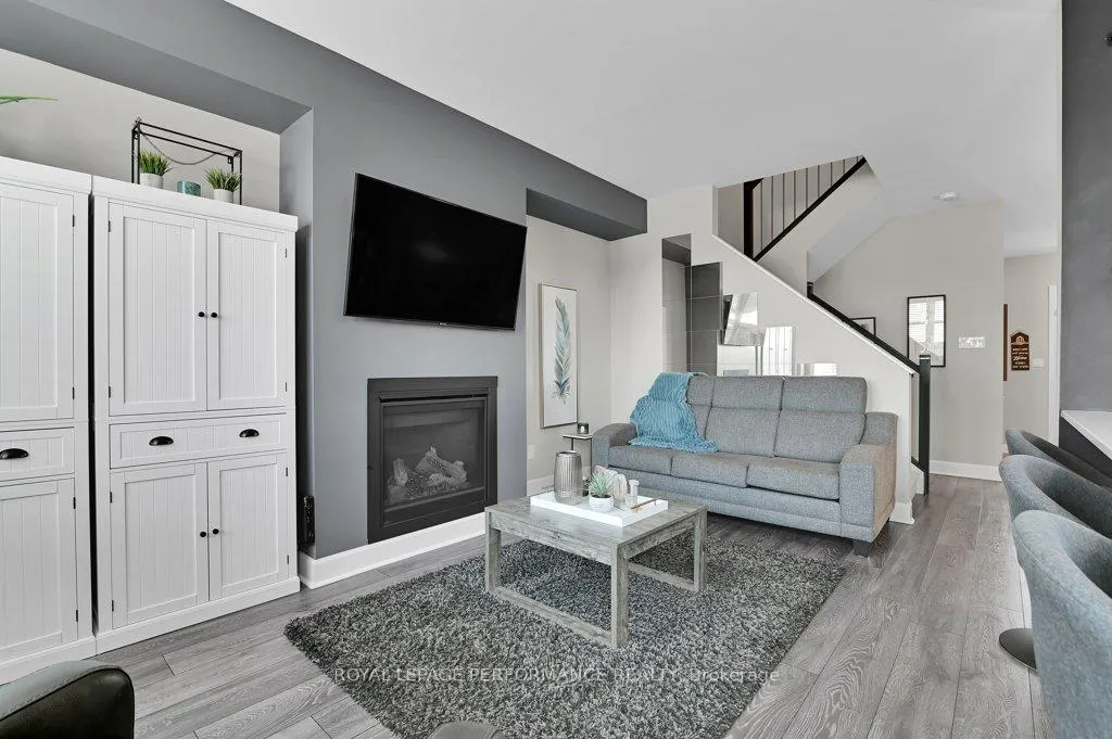 Photo 13 of 279 Mountain Sorrel Way, Ottawa, Avalon West — HOMEH