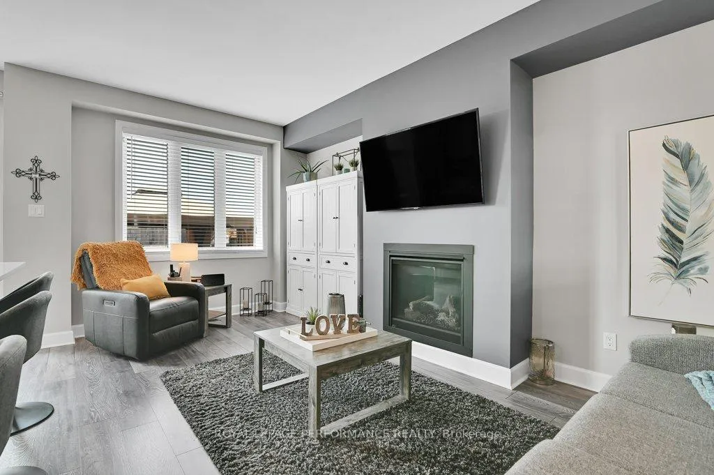 Photo 15 of 279 Mountain Sorrel Way, Ottawa, Avalon West — HOMEH