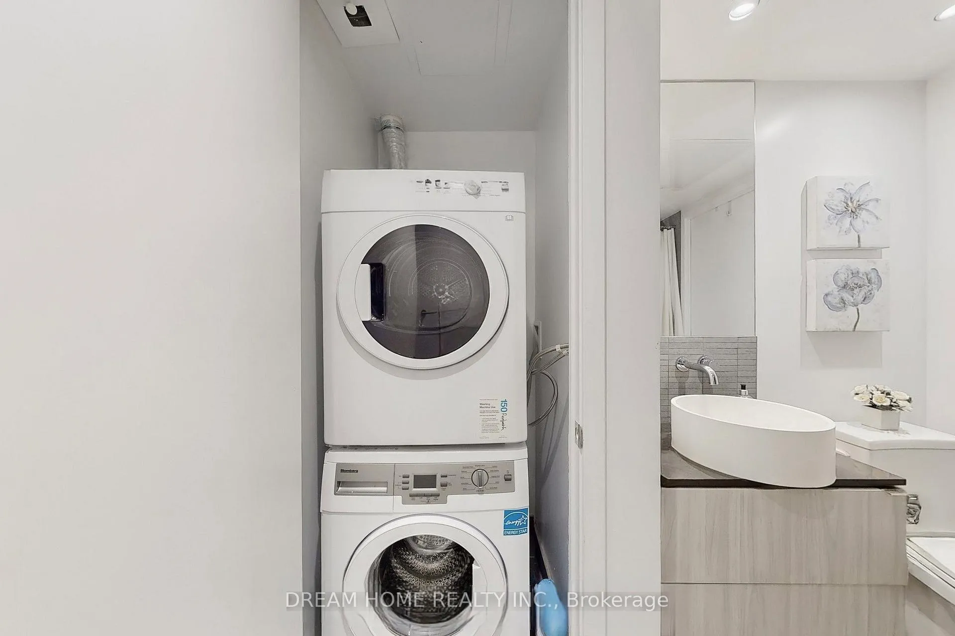 Photo 18 of Unit 508, 161 Roehampton Avenue, Toronto, Mount Pleasant West — HOMEH