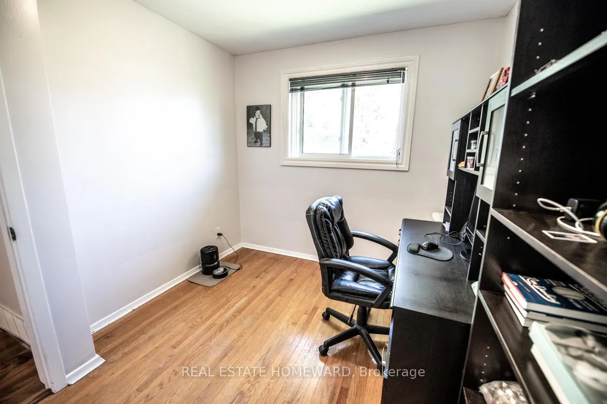 Photo 16 of 4 Sunicrest Boulevard, Clarington, Bowmanville — HOMEH