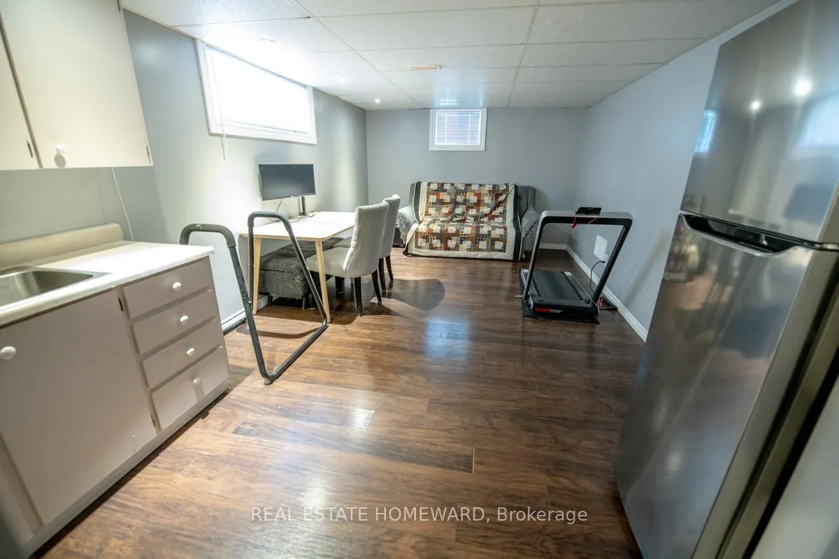 Photo 17 of 4 Sunicrest Boulevard, Clarington, Bowmanville — HOMEH