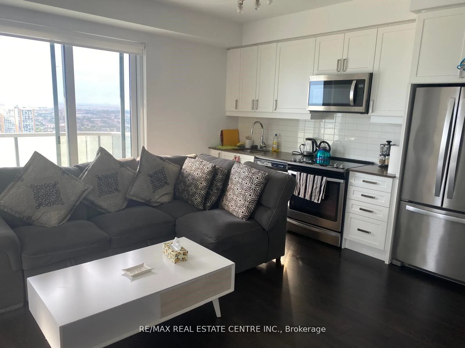 Photo 8 of Unit 2906, 8 Nahani W Way, Mississauga, Hurontario — HOMEH