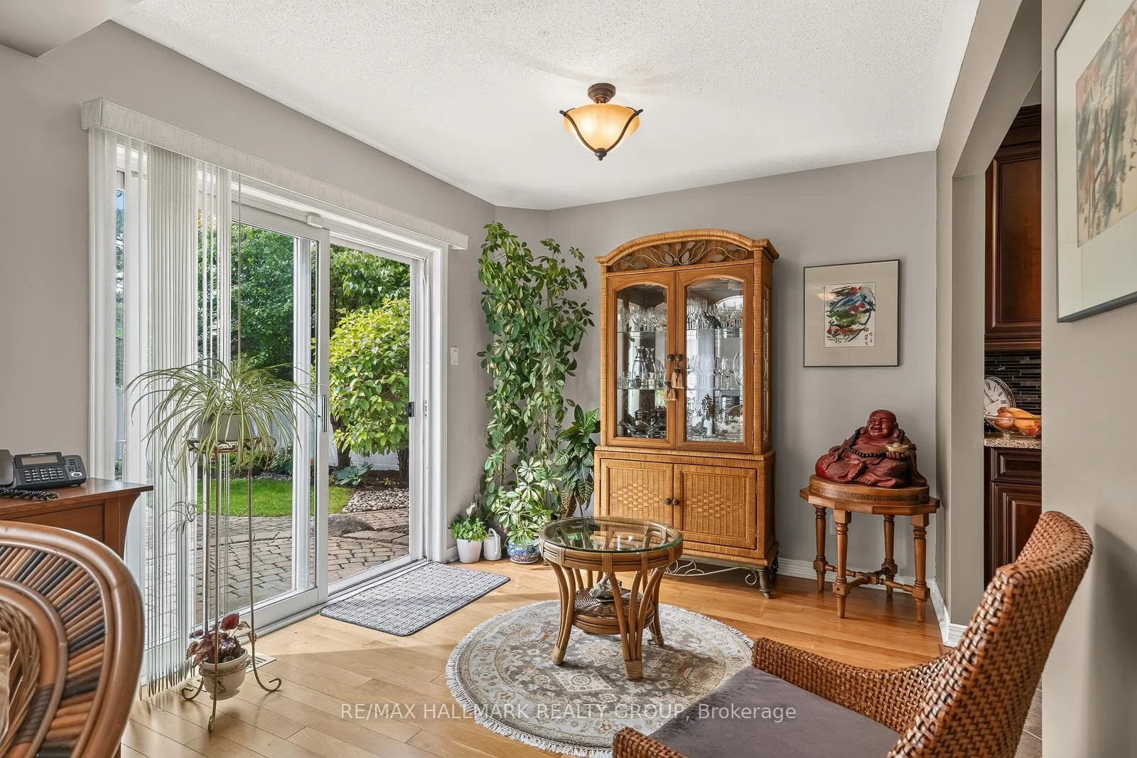 Photo 13 of 511 Deancourt Crescent, Ottawa, Fallingbrook/Ridgemount — HOMEH
