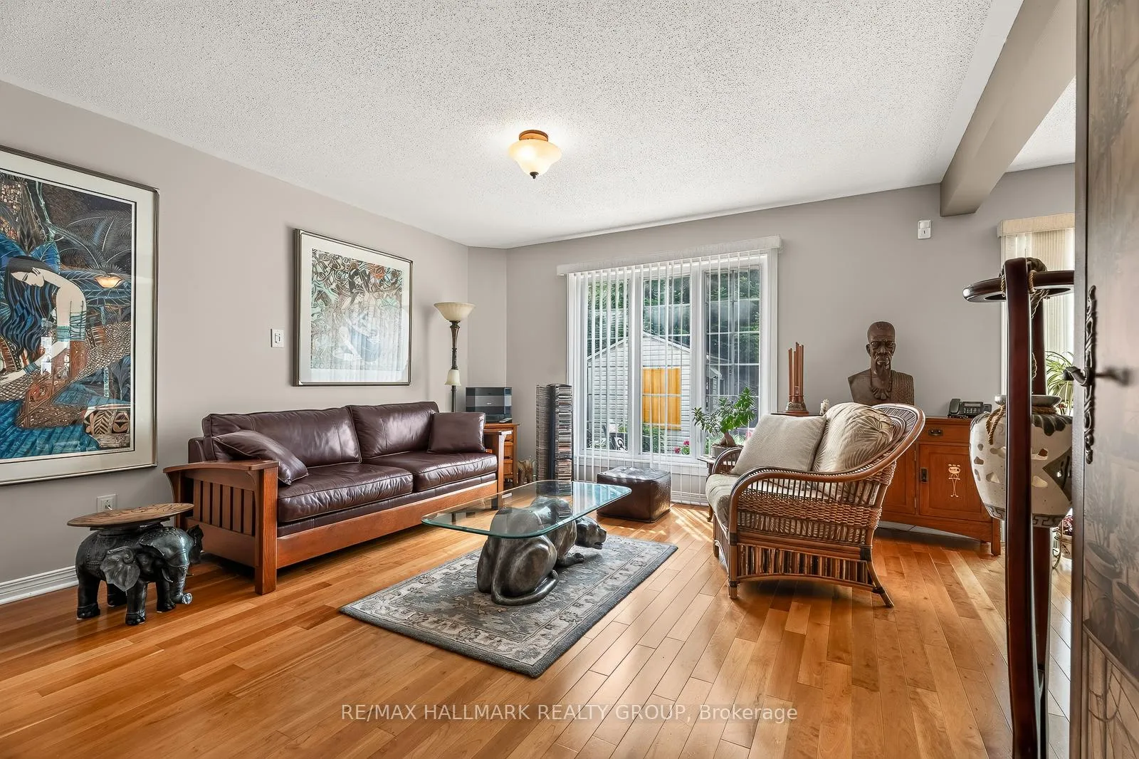 Photo 15 of 511 Deancourt Crescent, Ottawa, Fallingbrook/Ridgemount — HOMEH