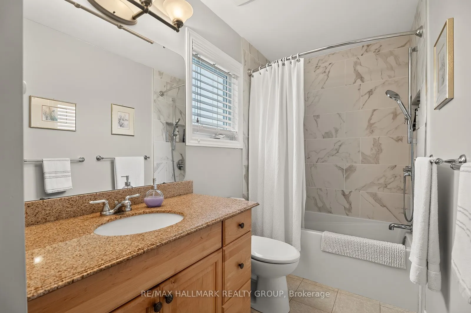 Photo 32 of 511 Deancourt Crescent, Ottawa, Fallingbrook/Ridgemount — HOMEH