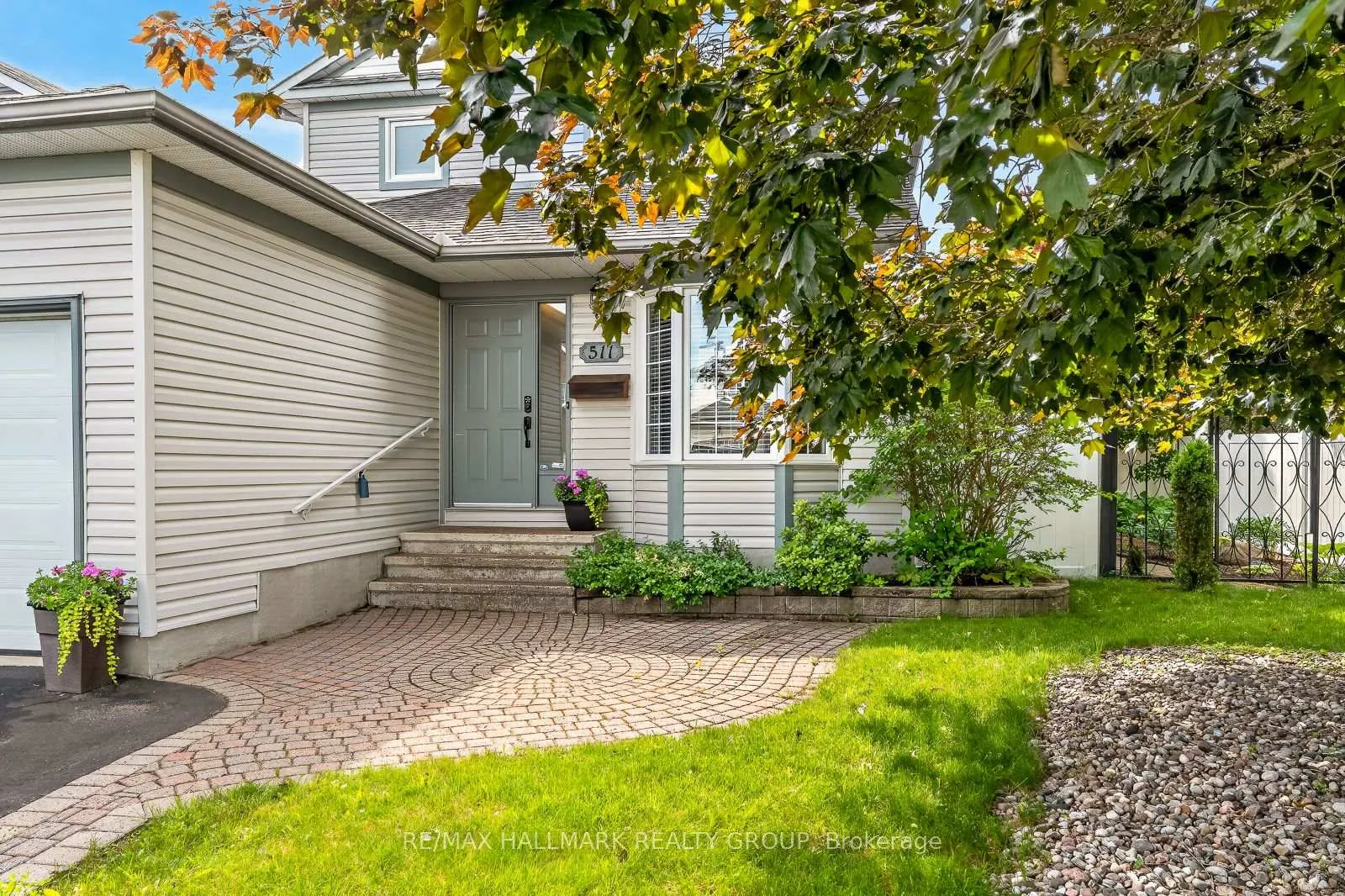 Photo 41 of 511 Deancourt Crescent, Ottawa, Fallingbrook/Ridgemount — HOMEH