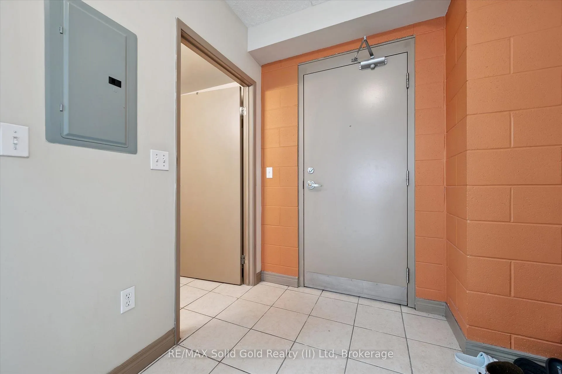 Photo 7 of Unit 203, 271 Lester Street, Waterloo, Beechwood/University — HOMEH