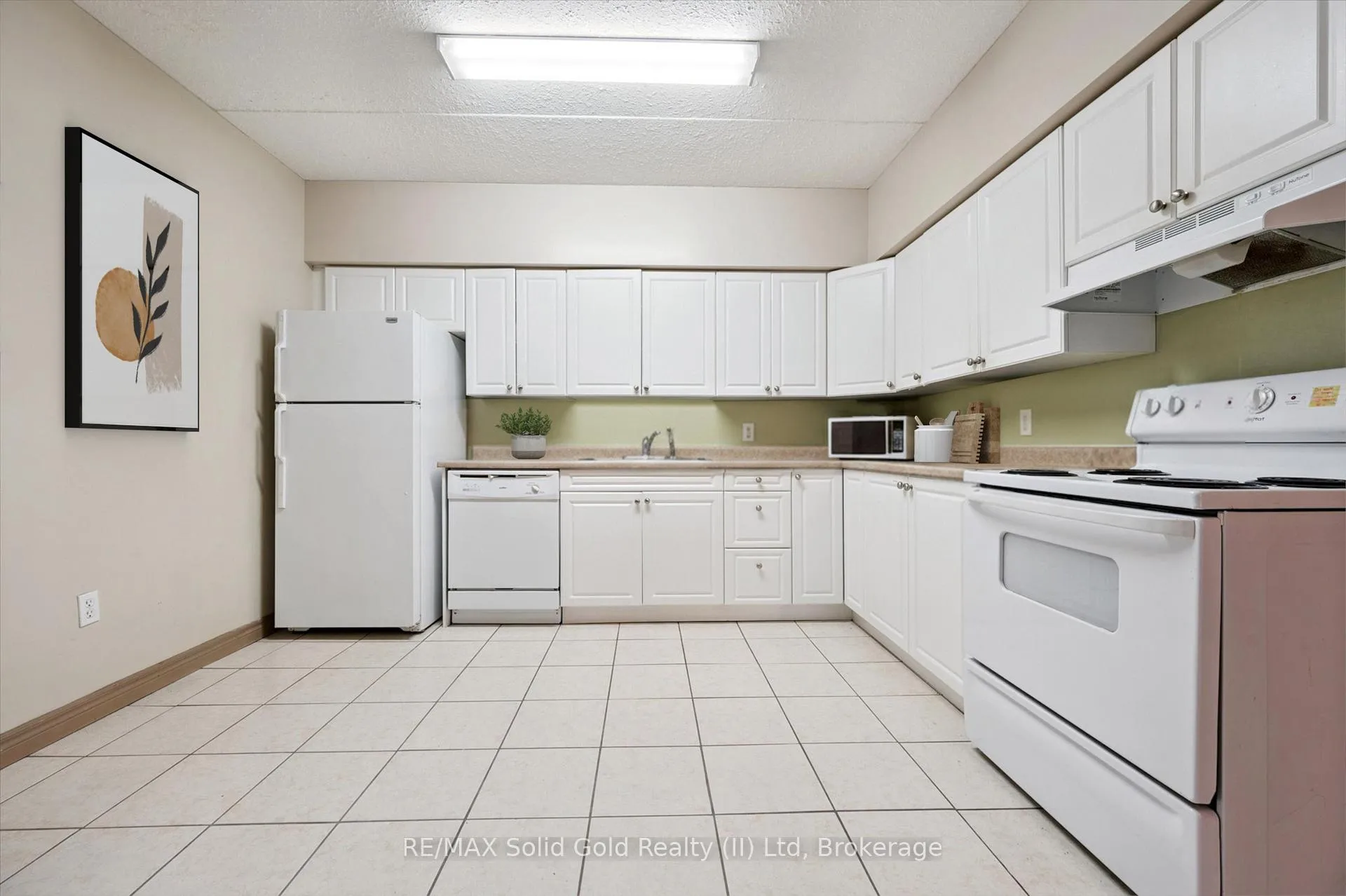 Photo 9 of Unit 203, 271 Lester Street, Waterloo, Beechwood/University — HOMEH