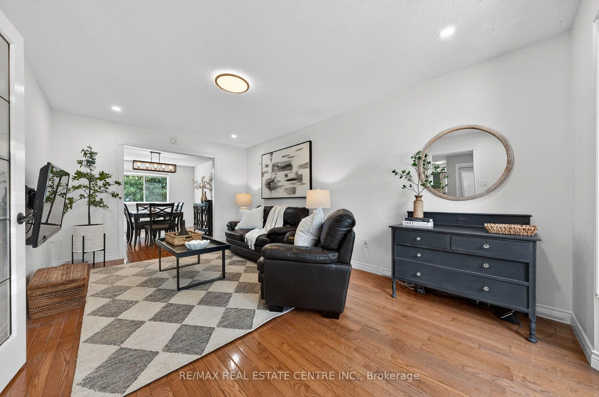 Photo 5 of 111 Hume Drive, Cambridge, Fiddlesticks — HOMEH