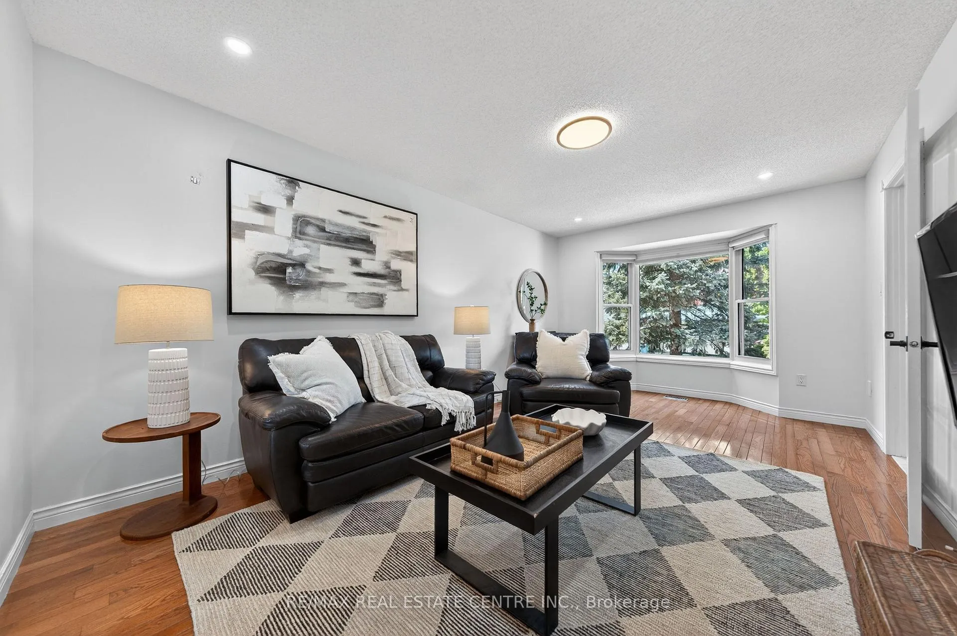 Photo 8 of 111 Hume Drive, Cambridge, Fiddlesticks — HOMEH