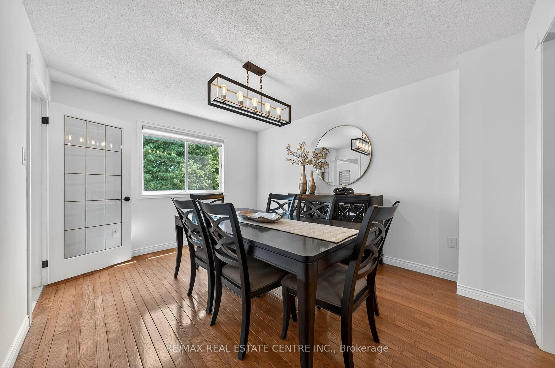 Photo 9 of 111 Hume Drive, Cambridge, Fiddlesticks — HOMEH