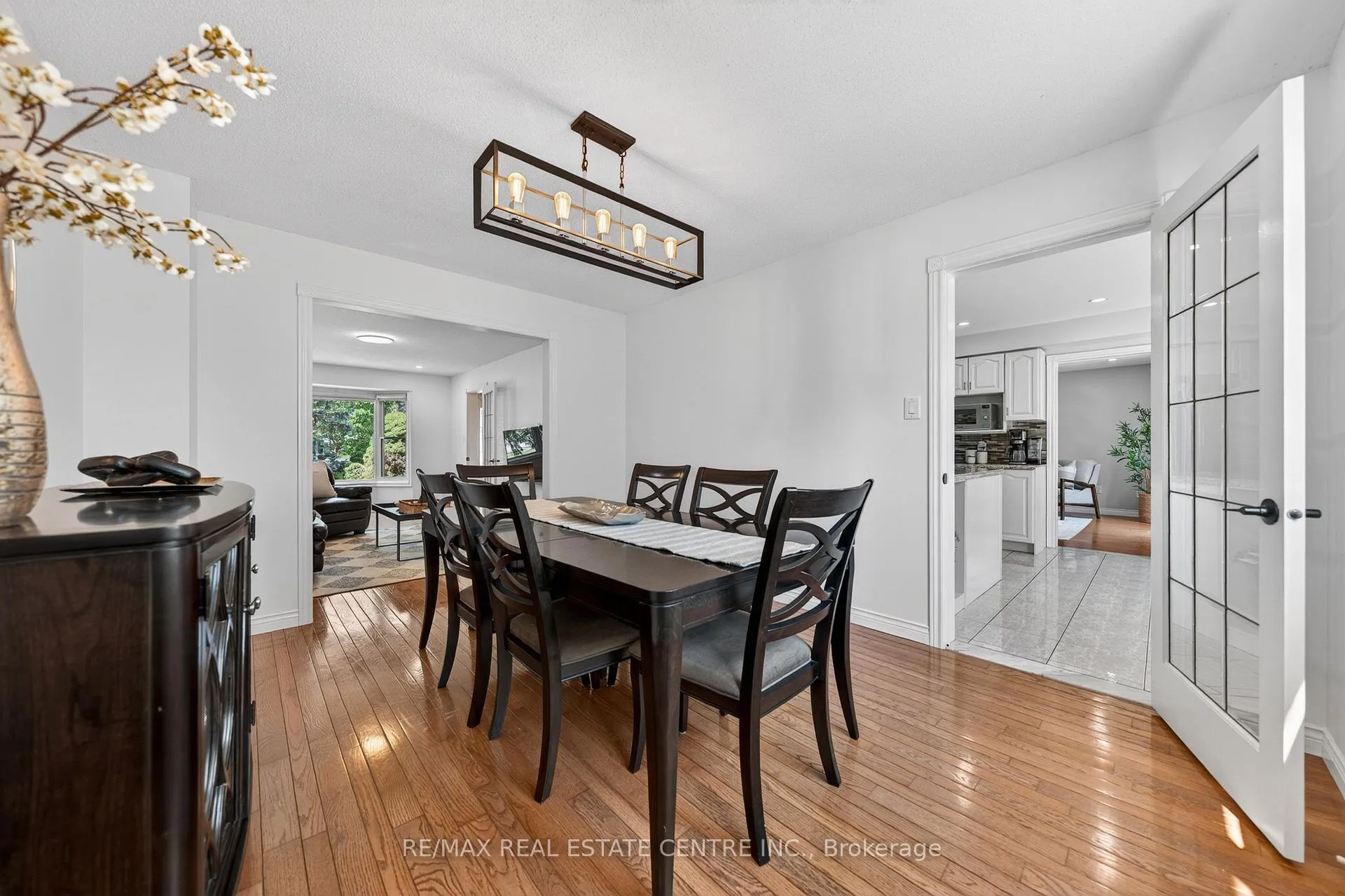 Photo 10 of 111 Hume Drive, Cambridge, Fiddlesticks — HOMEH