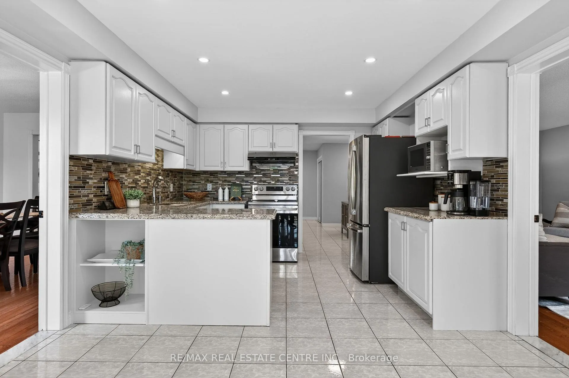 Photo 15 of 111 Hume Drive, Cambridge, Fiddlesticks — HOMEH