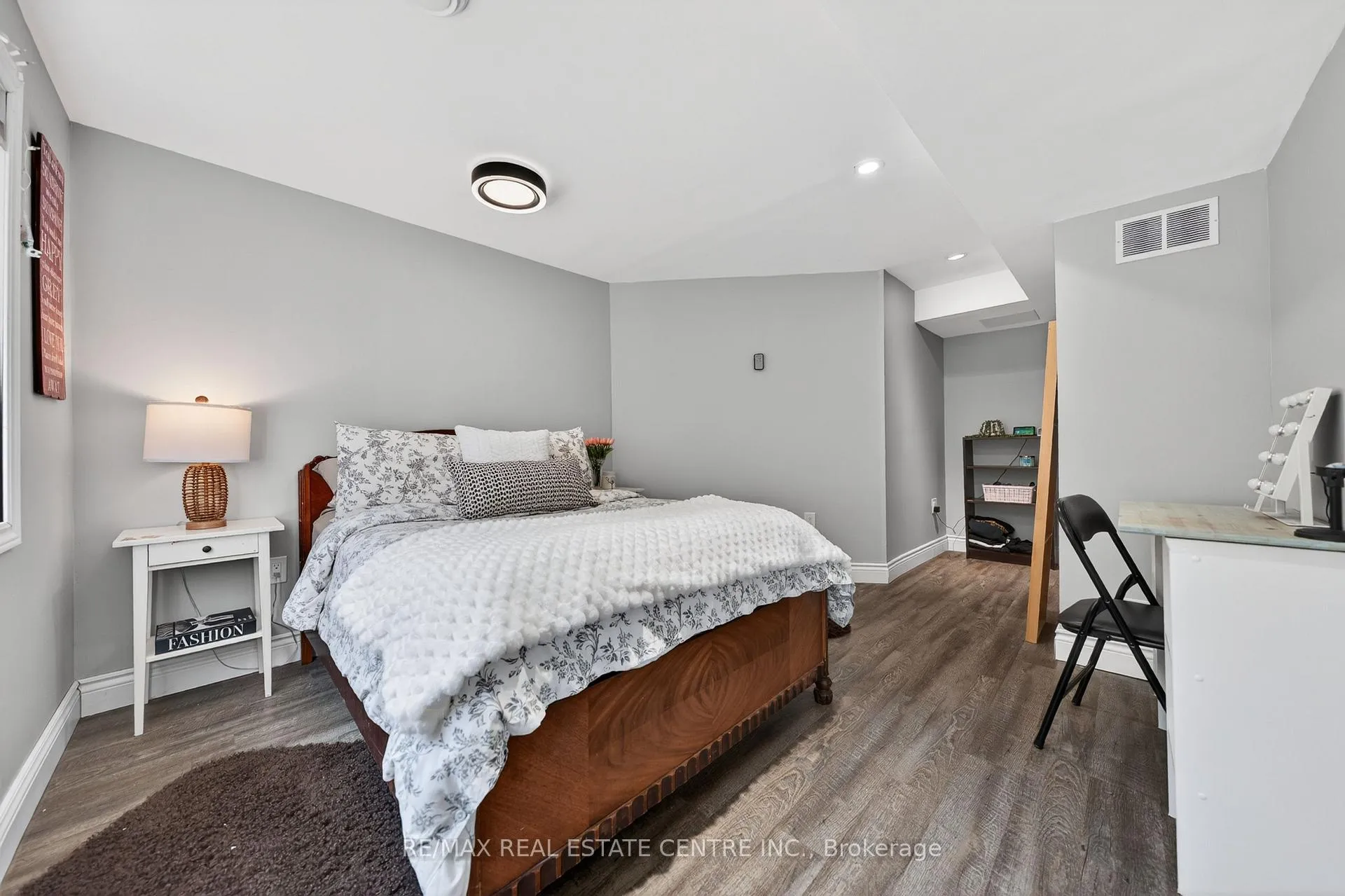 Photo 40 of 111 Hume Drive, Cambridge, Fiddlesticks — HOMEH