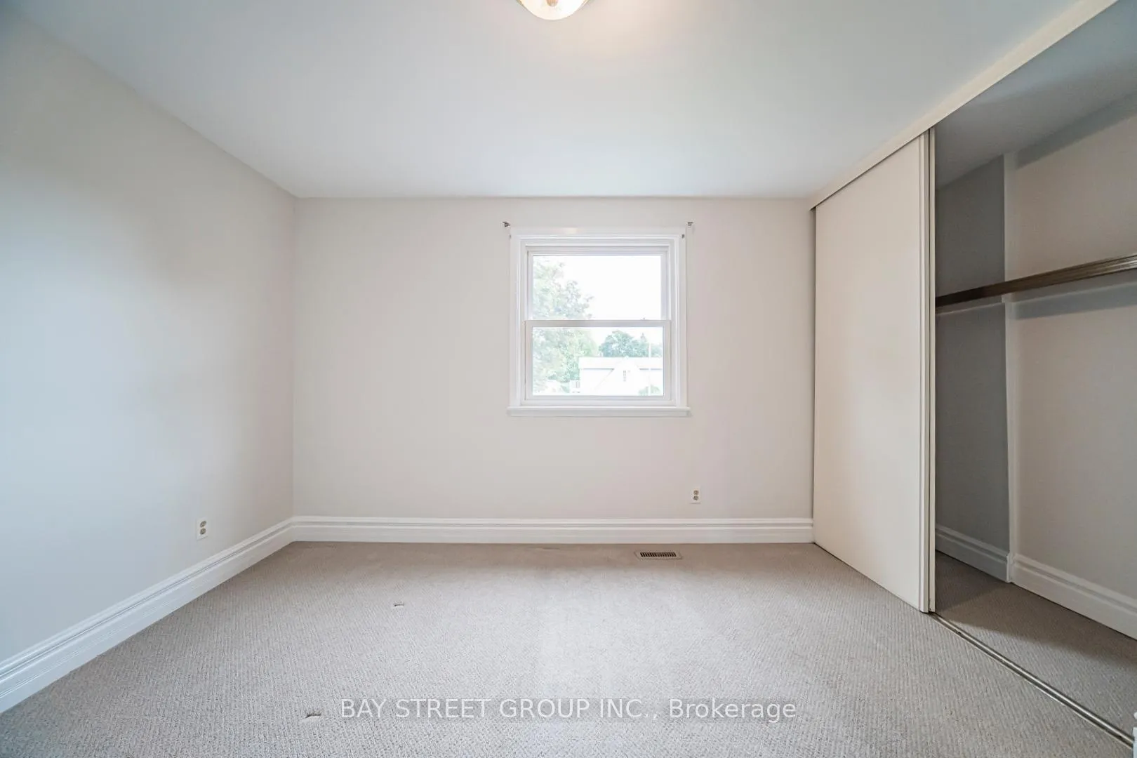 Photo 20 of 296 Killdeer Street W, Oshawa, Eastdale — HOMEH