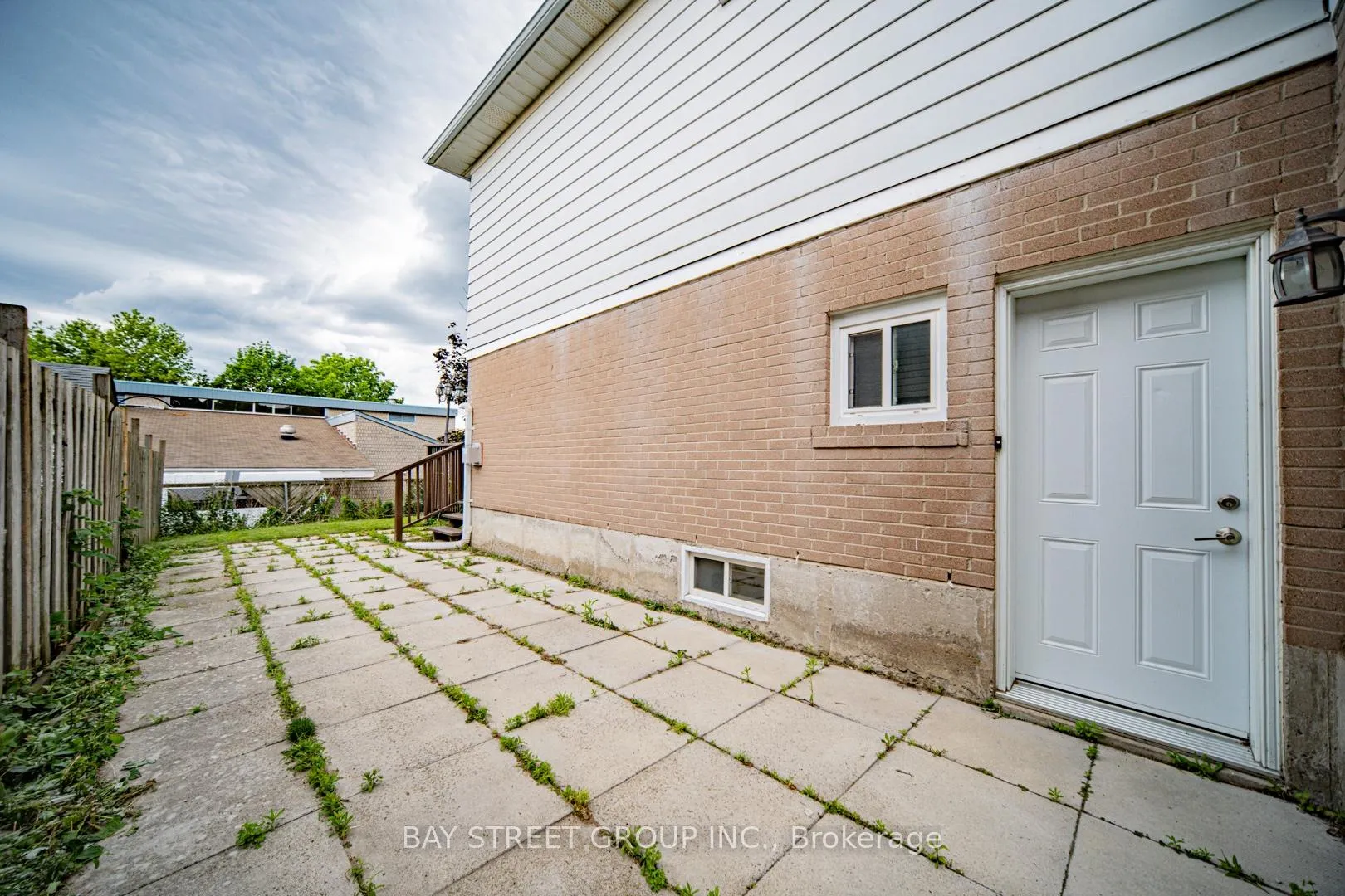 Photo 6 of 296 Killdeer Street W, Oshawa, Eastdale — HOMEH