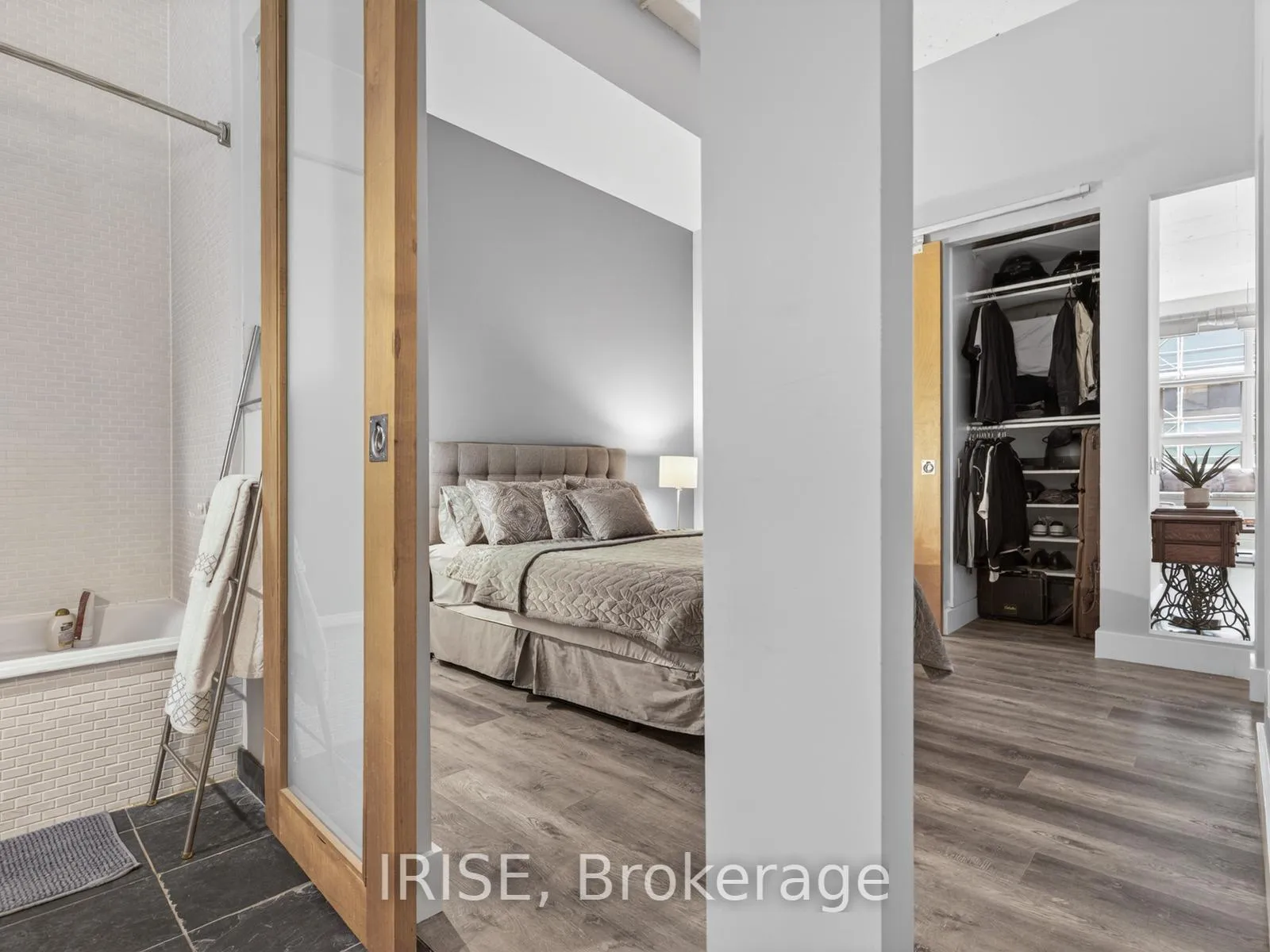 Photo 9 of Unit 430, 155 Dalhousie Street, Toronto, Church-Yonge Corridor — HOMEH