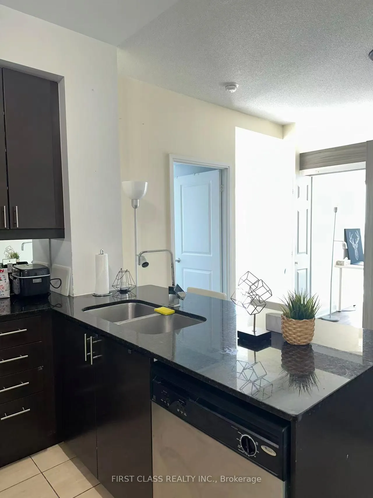 Photo 2 of Unit 3104, 60 Absolute Avenue, Mississauga, City Centre — HOMEH