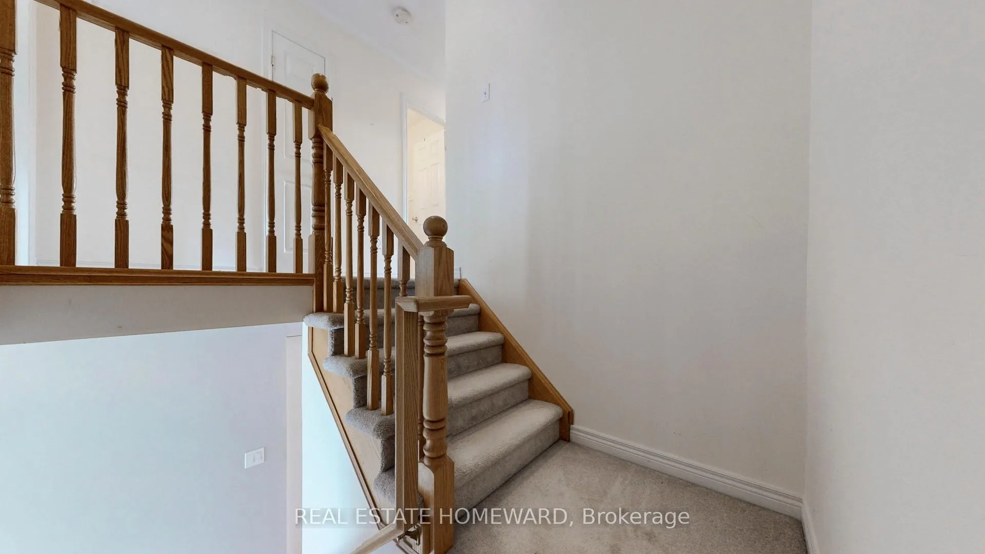 Photo 8 of Unit 3, 476 Walker's Line, Burlington, Roseland — HOMEH