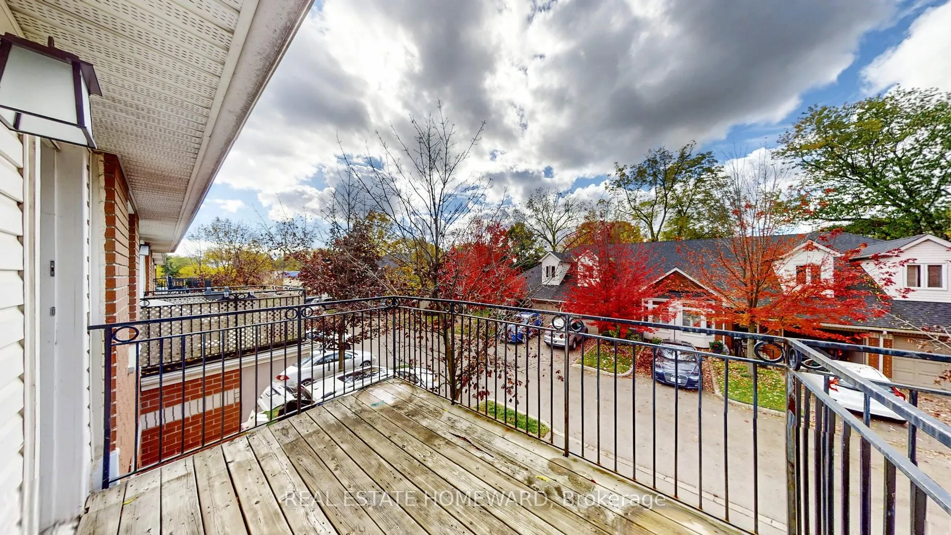 Photo 12 of Unit 3, 476 Walker's Line, Burlington, Roseland — HOMEH