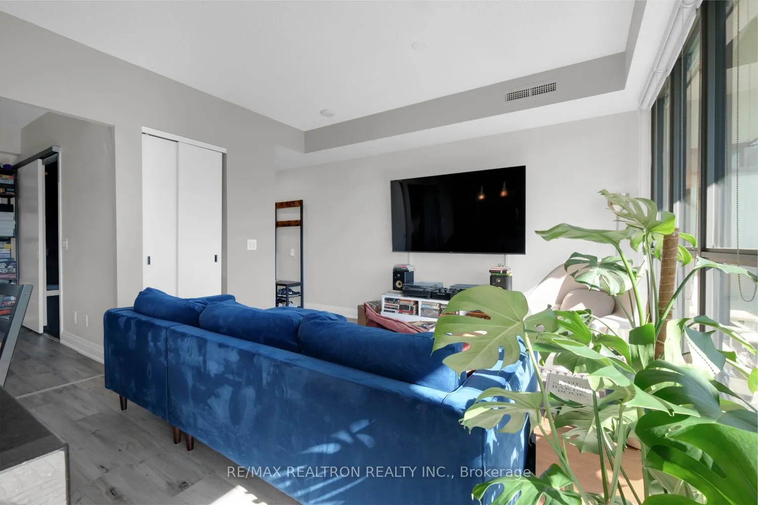 Photo 7 of Unit 1311, 101 Charles Street E, Toronto, Church-Yonge Corridor — HOMEH