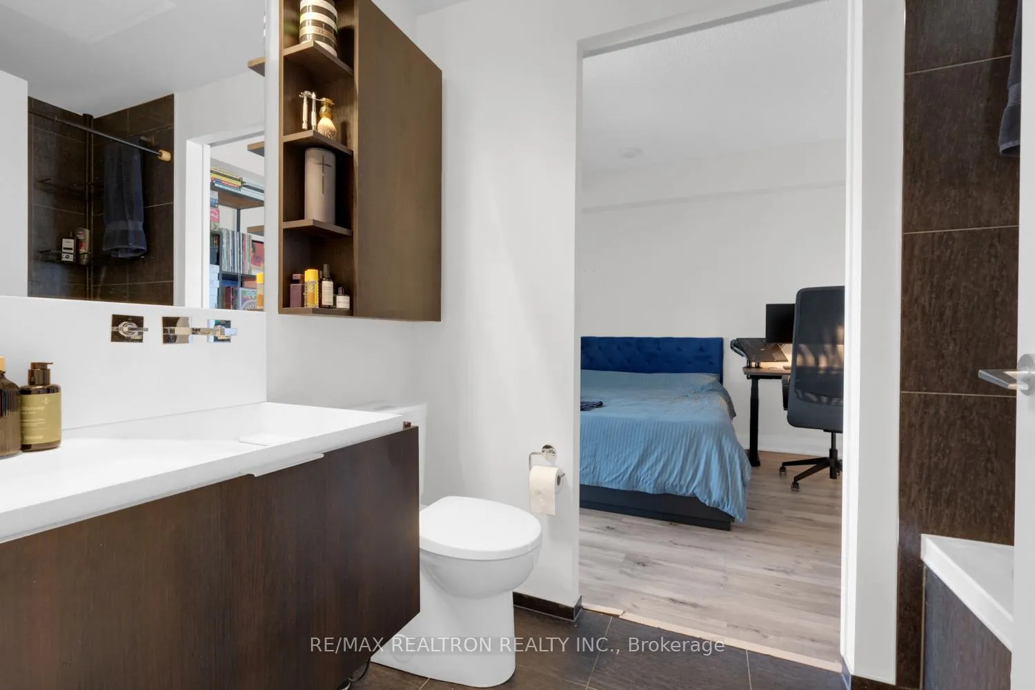 Photo 17 of Unit 1311, 101 Charles Street E, Toronto, Church-Yonge Corridor — HOMEH