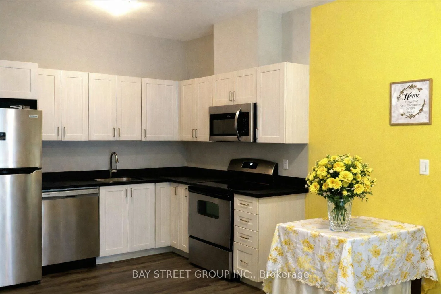 Photo 6 of Unit 213, 501 Frontenac Street, Kingston, East of Sir John A. Blvd — HOMEH