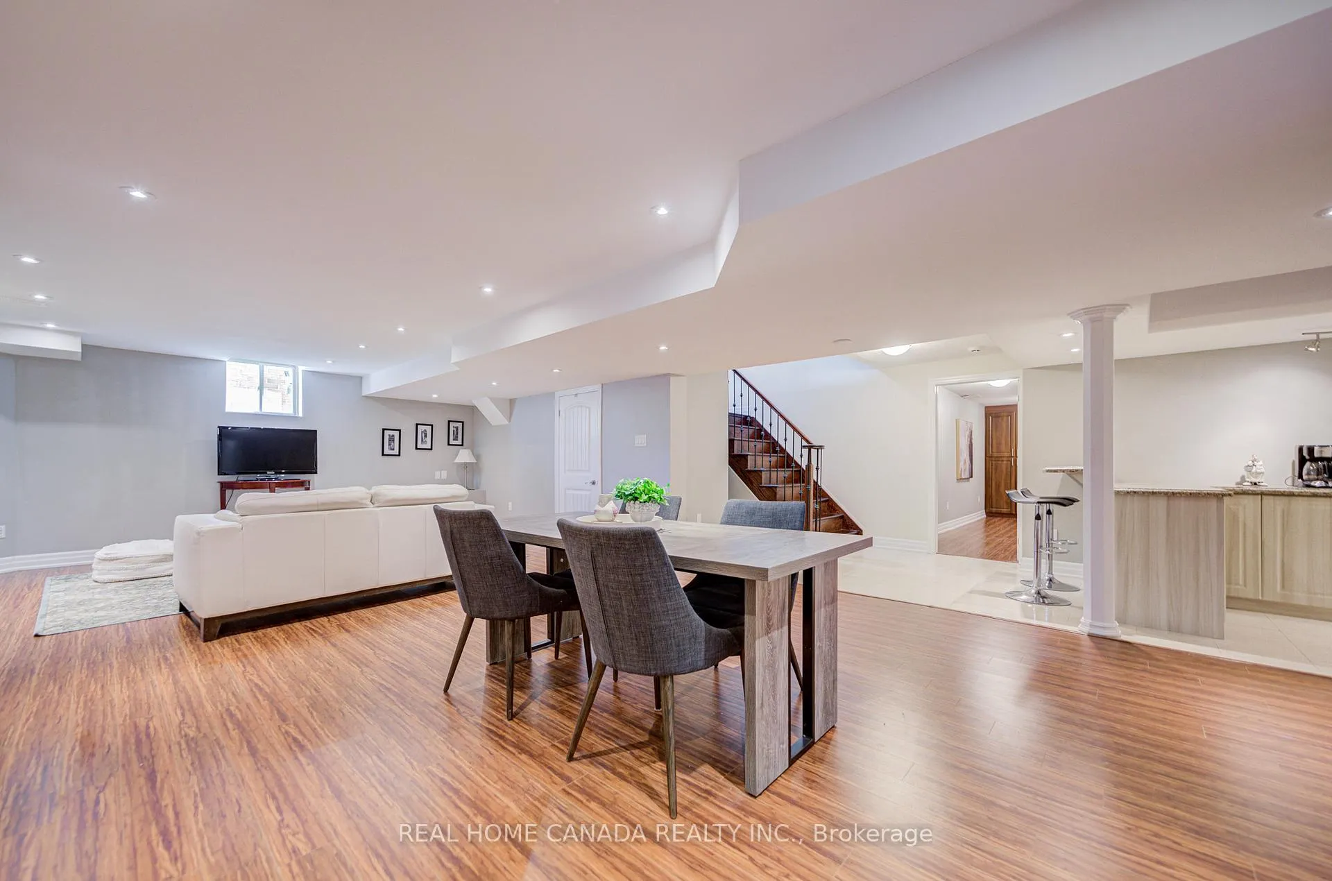 Photo 40 of 617 Wettlaufer Terrace, Milton, Scott — HOMEH