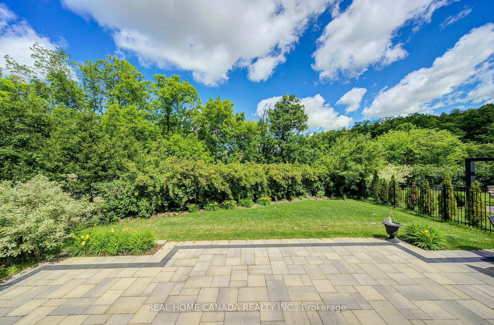 Photo 49 of 617 Wettlaufer Terrace, Milton, Scott — HOMEH