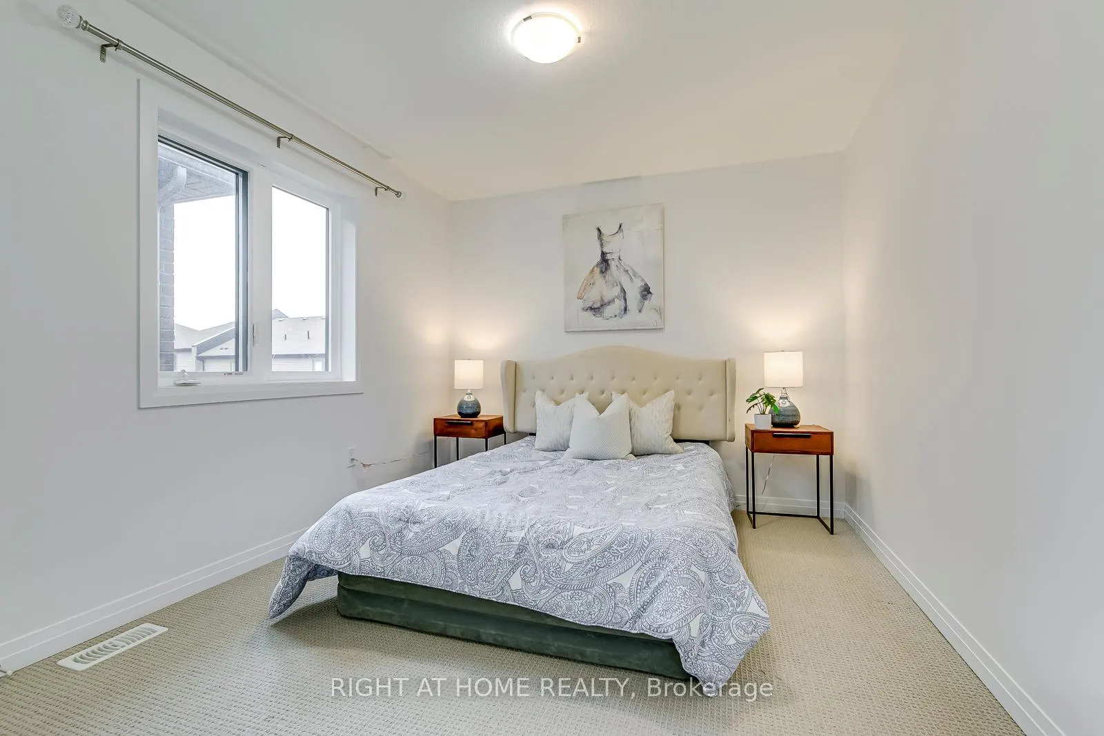 Photo 19 of 4083 Healing Street, Lincoln, Beamsville — HOMEH