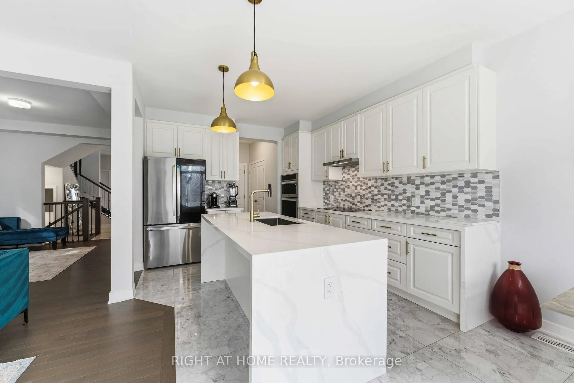 Photo 11 of 105 Alamo Street, Ottawa, Barrhaven - Half Moon Bay — HOMEH