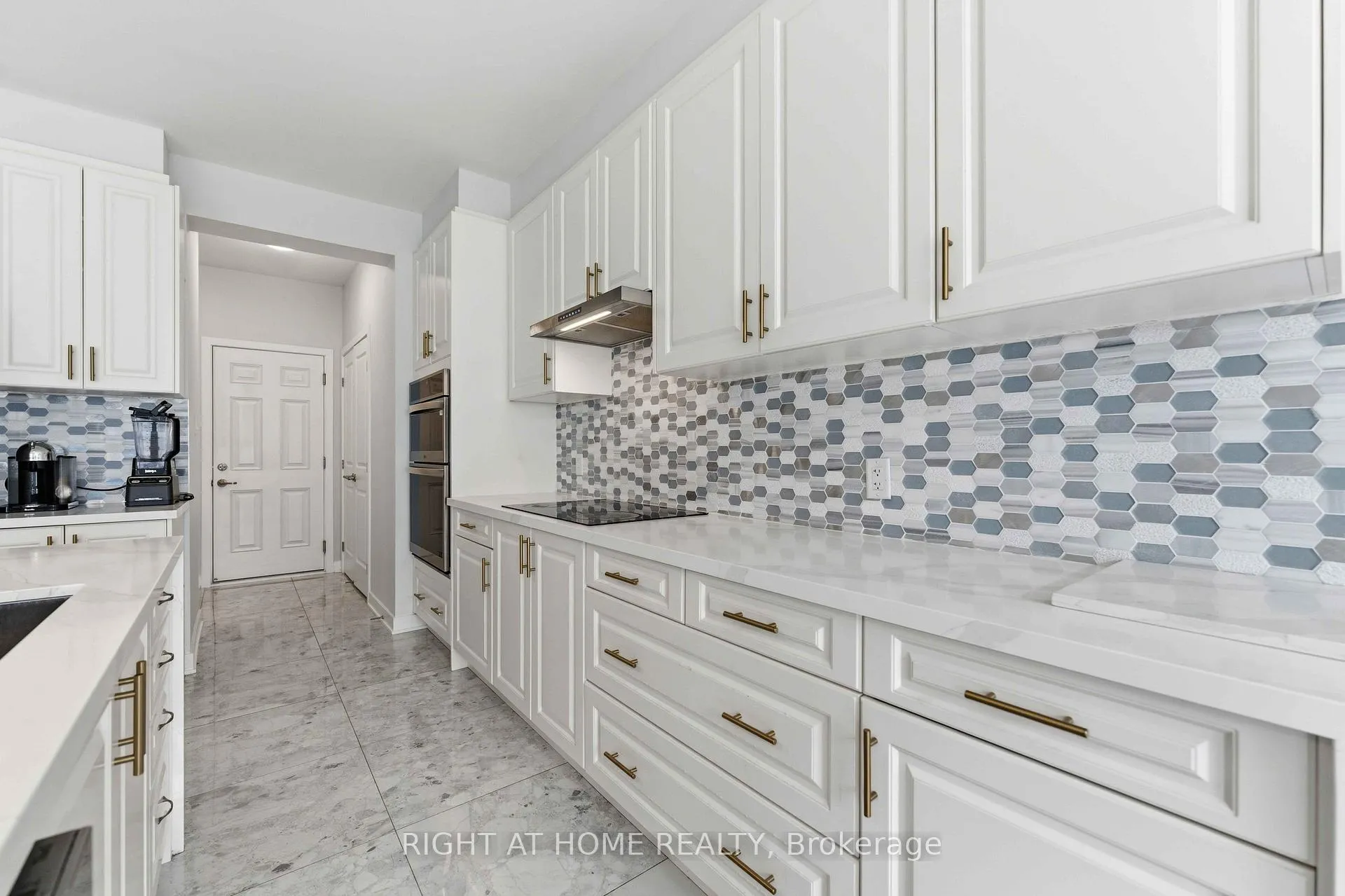 Photo 14 of 105 Alamo Street, Ottawa, Barrhaven - Half Moon Bay — HOMEH