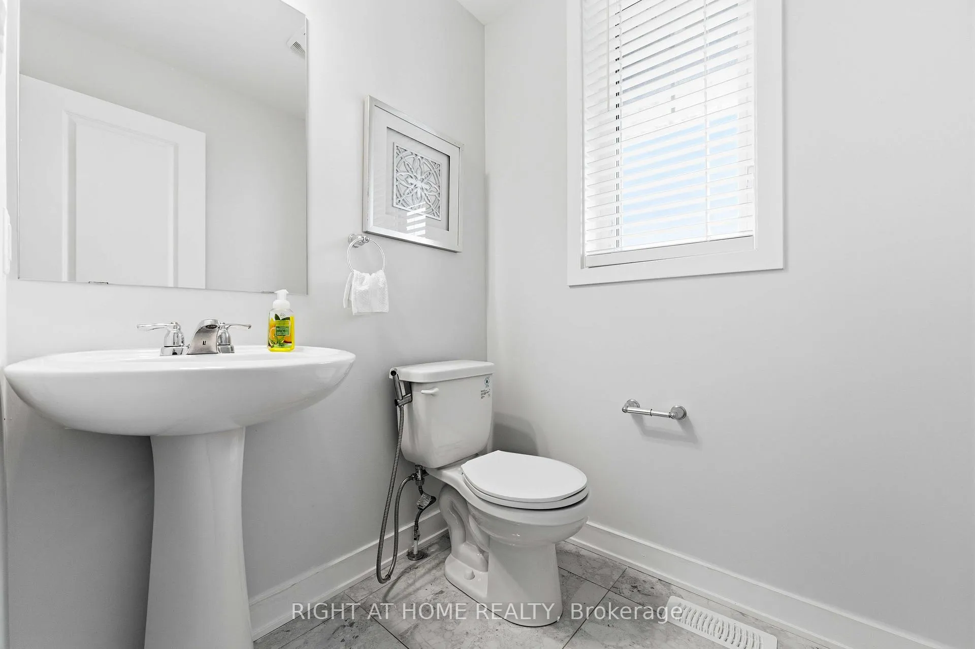 Photo 17 of 105 Alamo Street, Ottawa, Barrhaven - Half Moon Bay — HOMEH