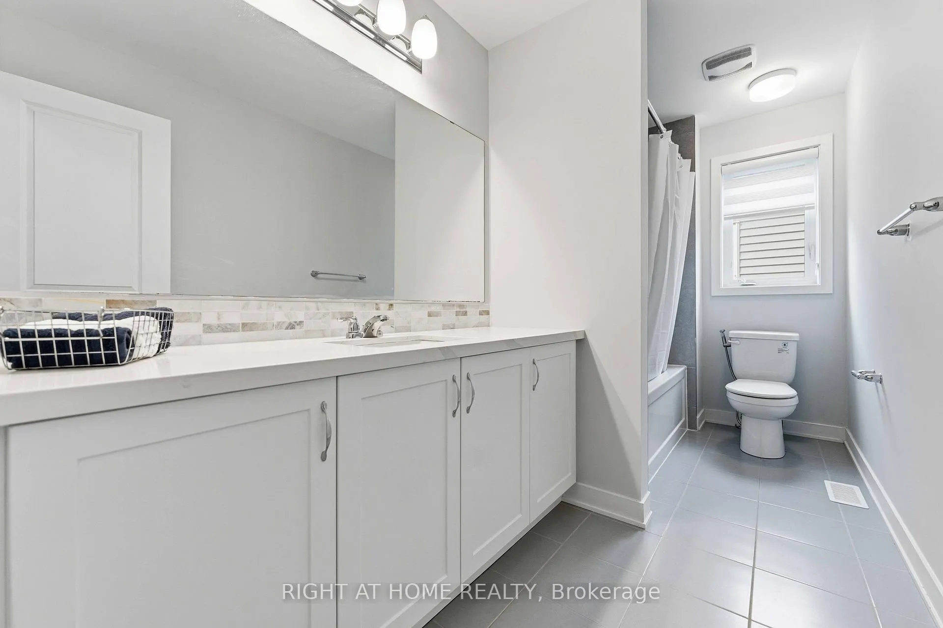 Photo 33 of 105 Alamo Street, Ottawa, Barrhaven - Half Moon Bay — HOMEH
