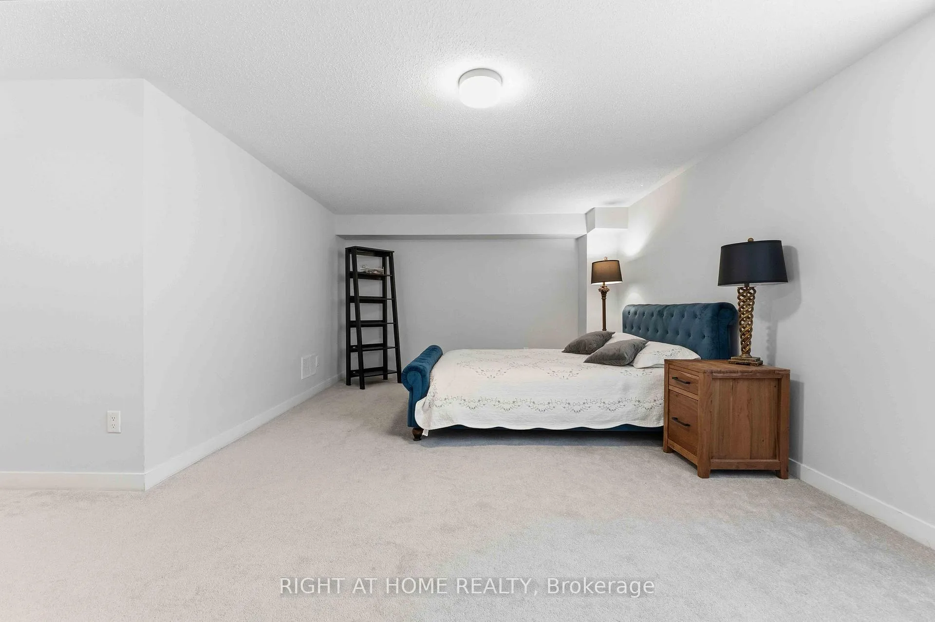 Photo 36 of 105 Alamo Street, Ottawa, Barrhaven - Half Moon Bay — HOMEH