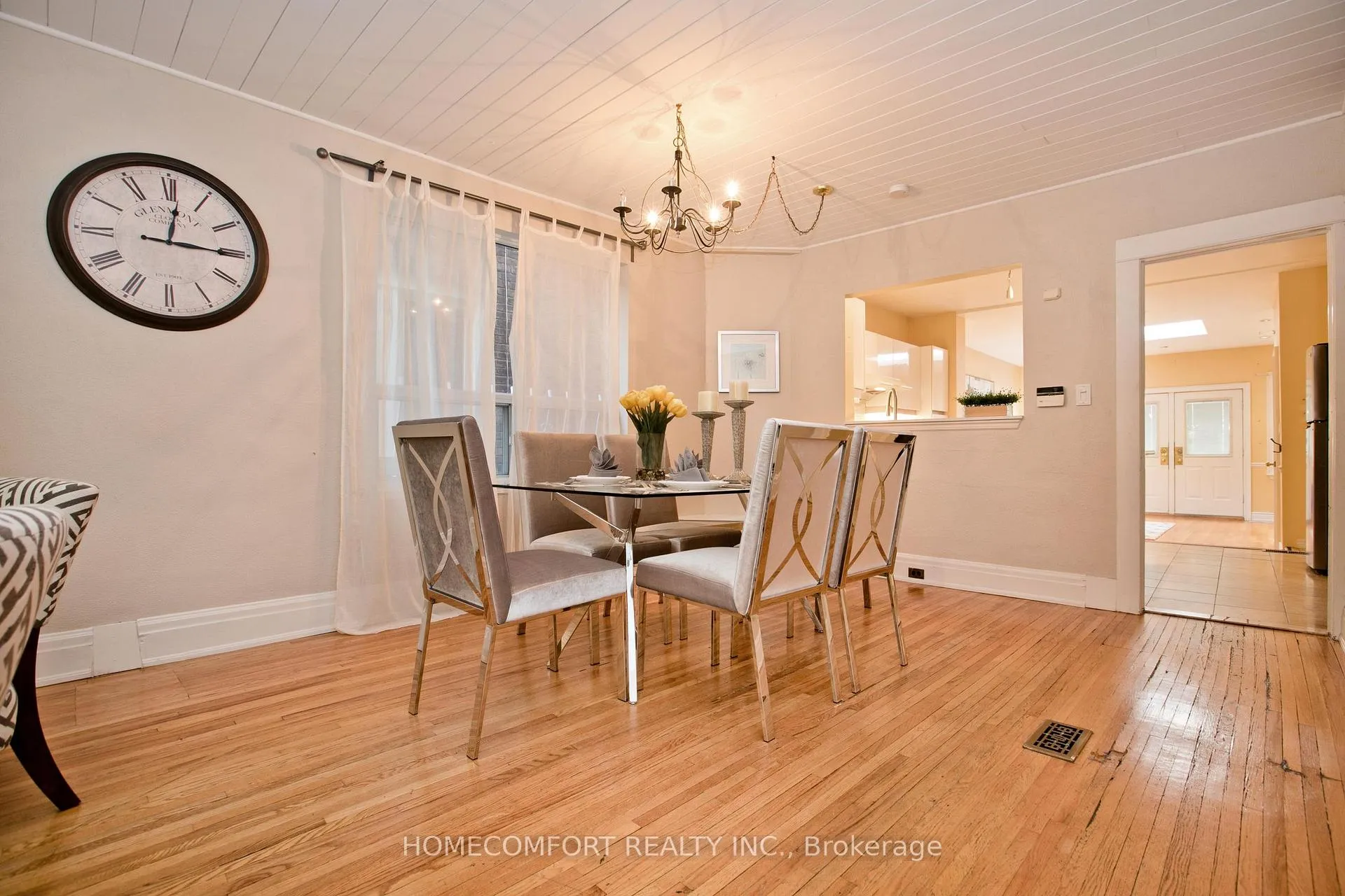 Photo 10 of 62 Keystone Avenue, Toronto, East End-Danforth — HOMEH