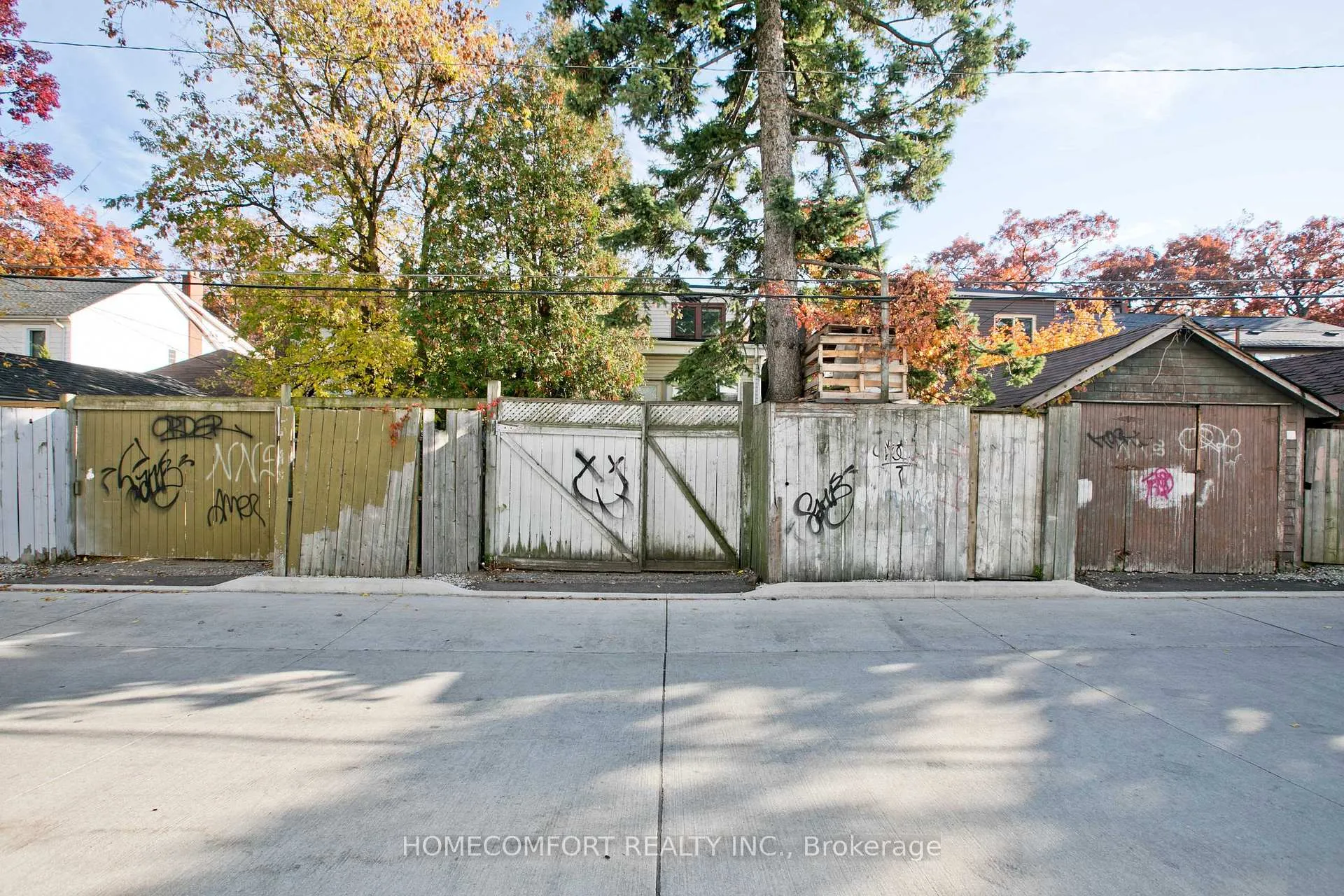 Photo 30 of 62 Keystone Avenue, Toronto, East End-Danforth — HOMEH
