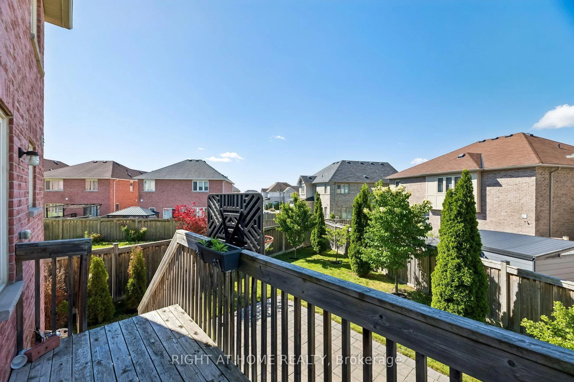 Photo 37 of 16 Kinrade Crescent, Ajax, Central East — HOMEH