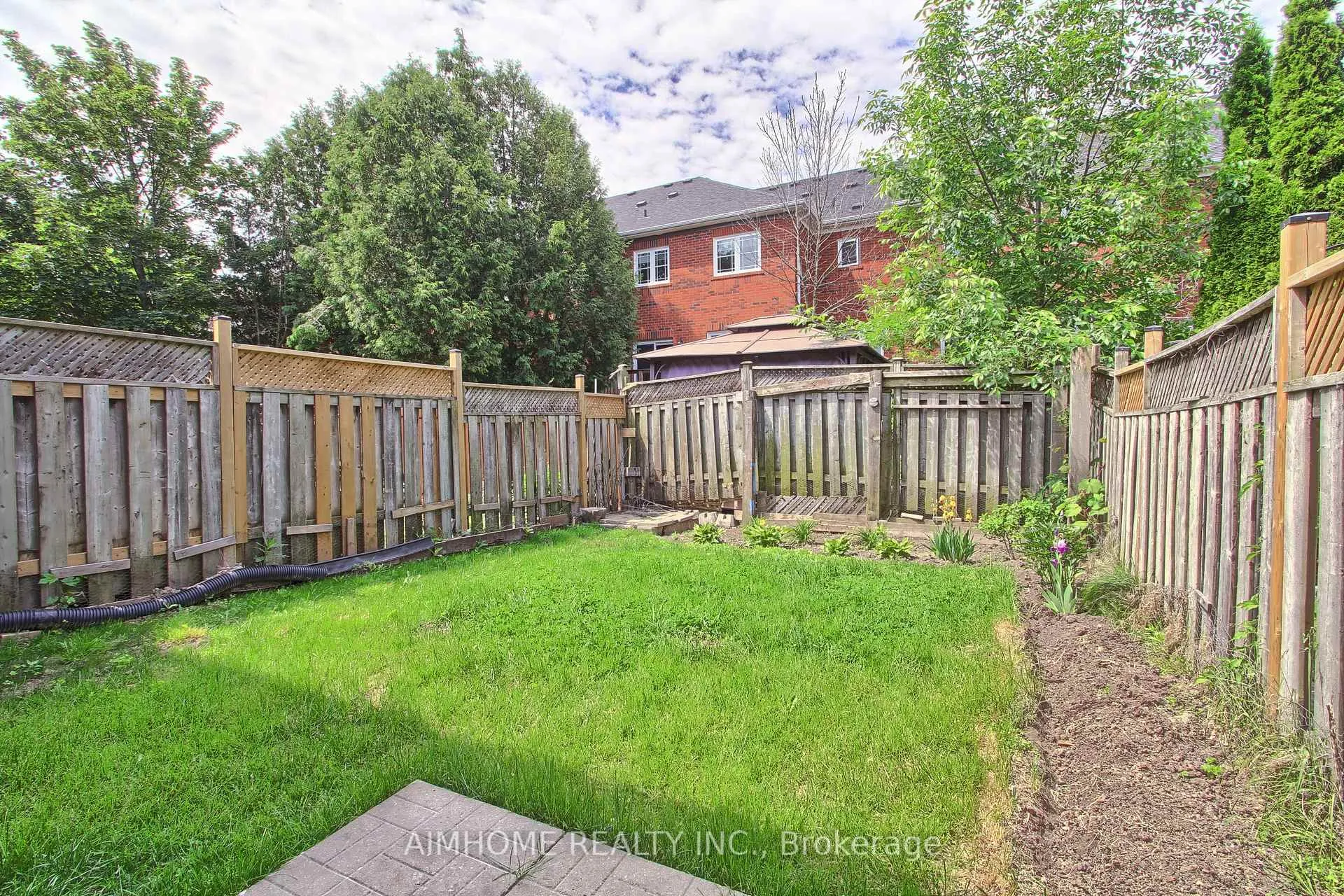 Photo 27 of 177 Denise Circle, Newmarket, Summerhill Estates — HOMEH