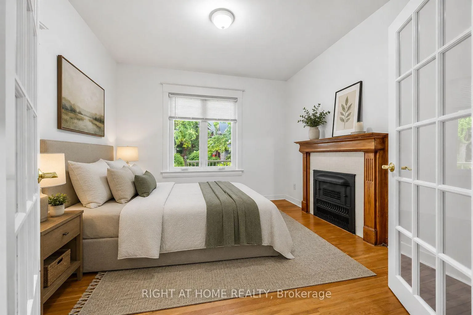Photo 5 of 38 Kenneth Avenue, Toronto, High Park North — HOMEH