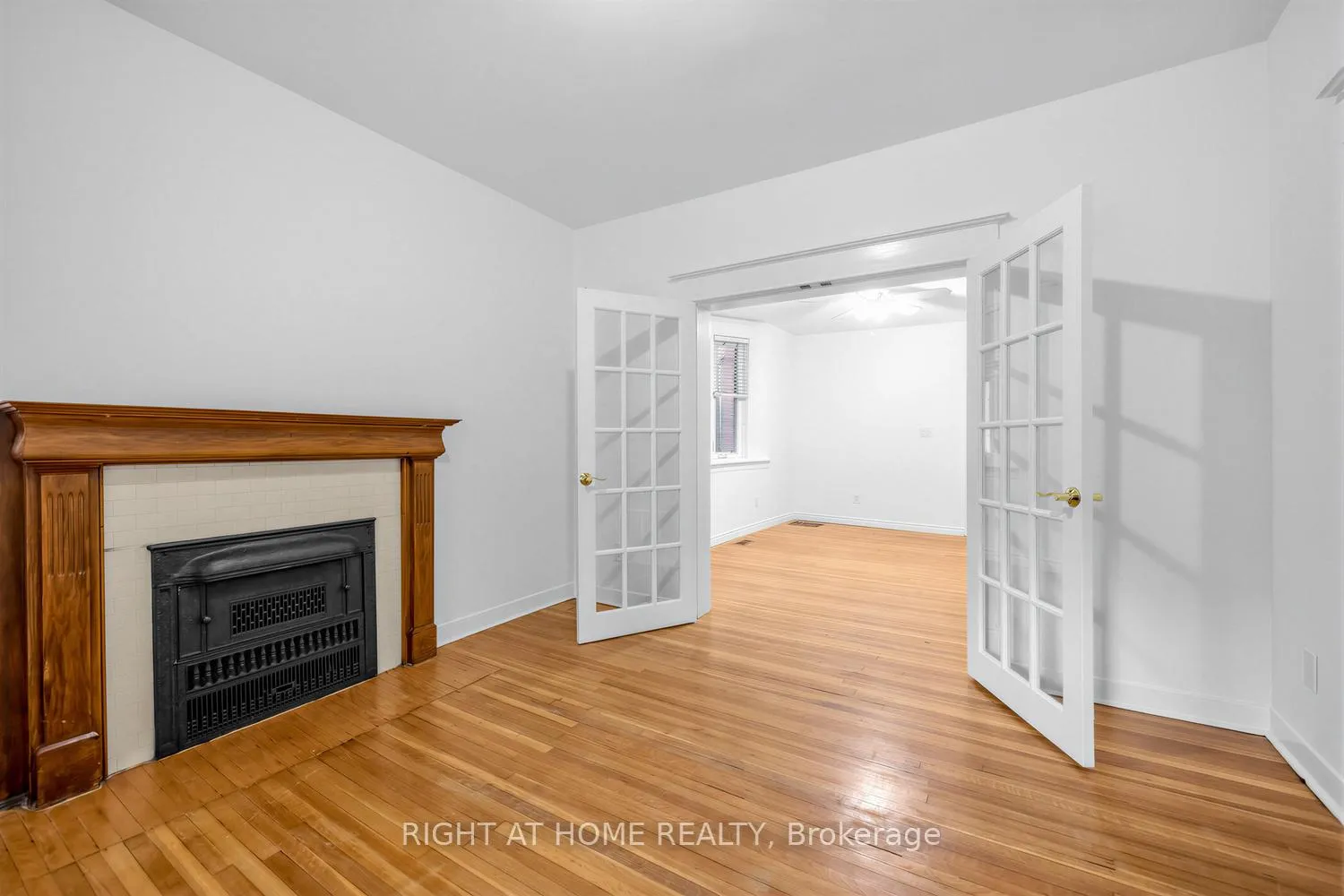 Photo 7 of 38 Kenneth Avenue, Toronto, High Park North — HOMEH