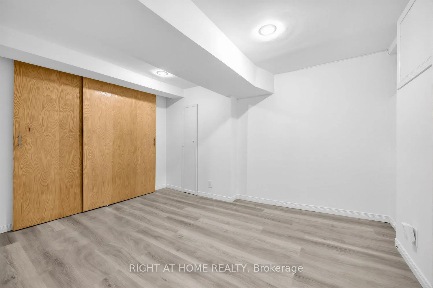 Photo 41 of 38 Kenneth Avenue, Toronto, High Park North — HOMEH