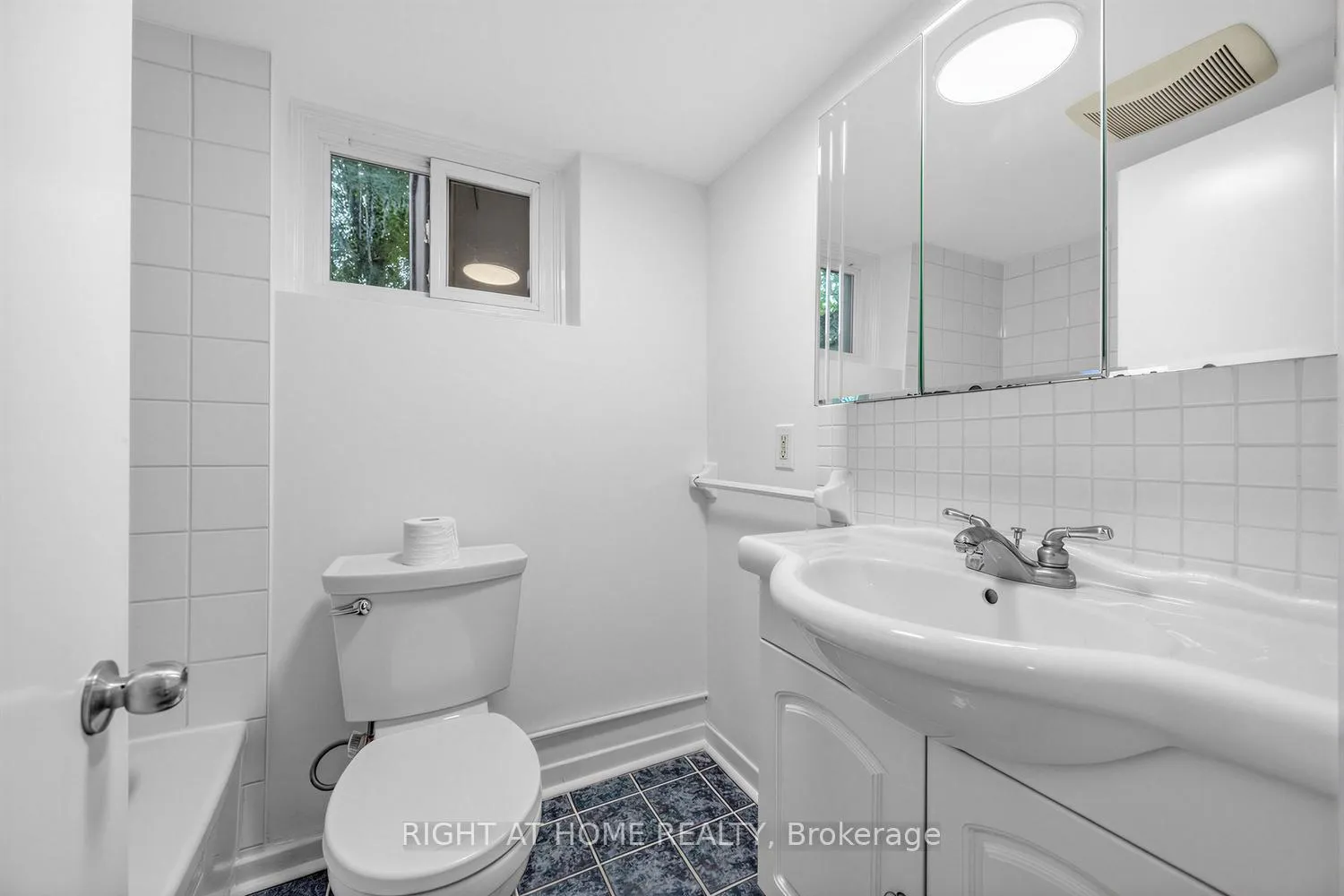 Photo 43 of 38 Kenneth Avenue, Toronto, High Park North — HOMEH